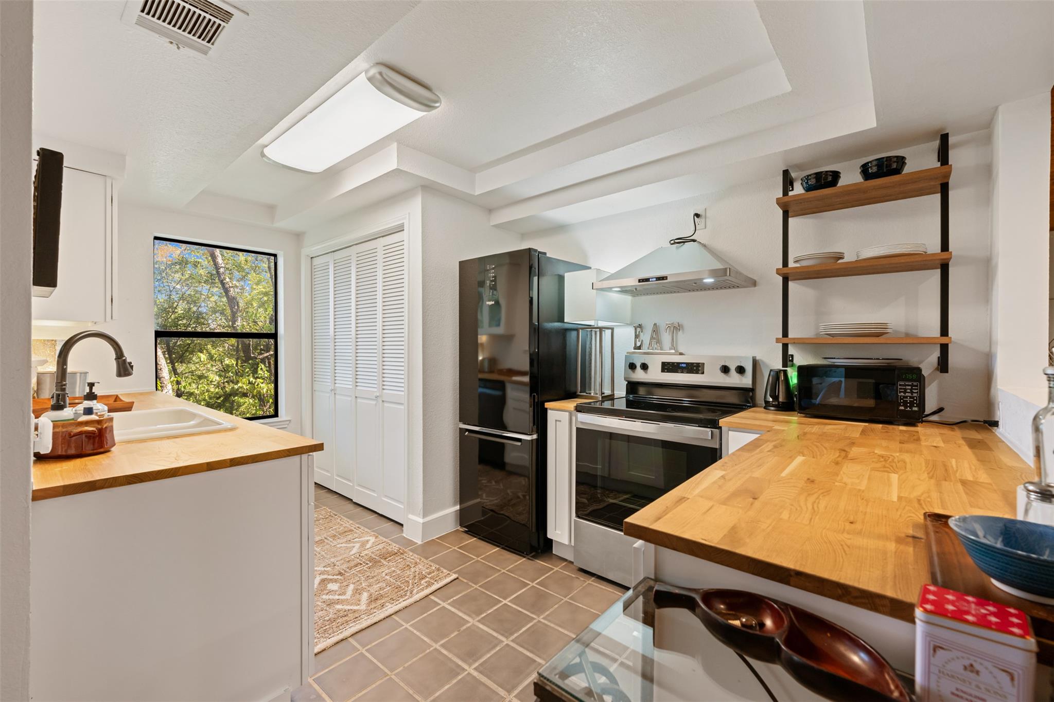 8200 Neely Dr # 237, Austin, TX 78759