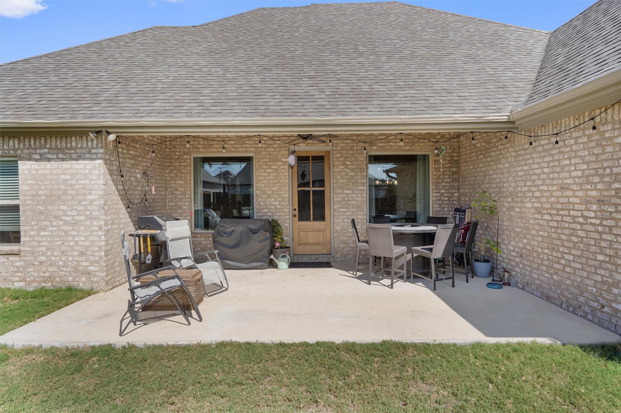 1219 Logan Blvd, Salado, TX 76571