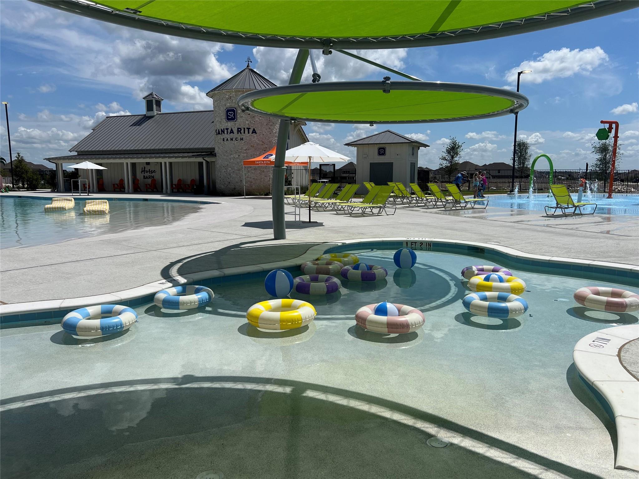 424 Los Olives Ln, Liberty Hill, TX 78641