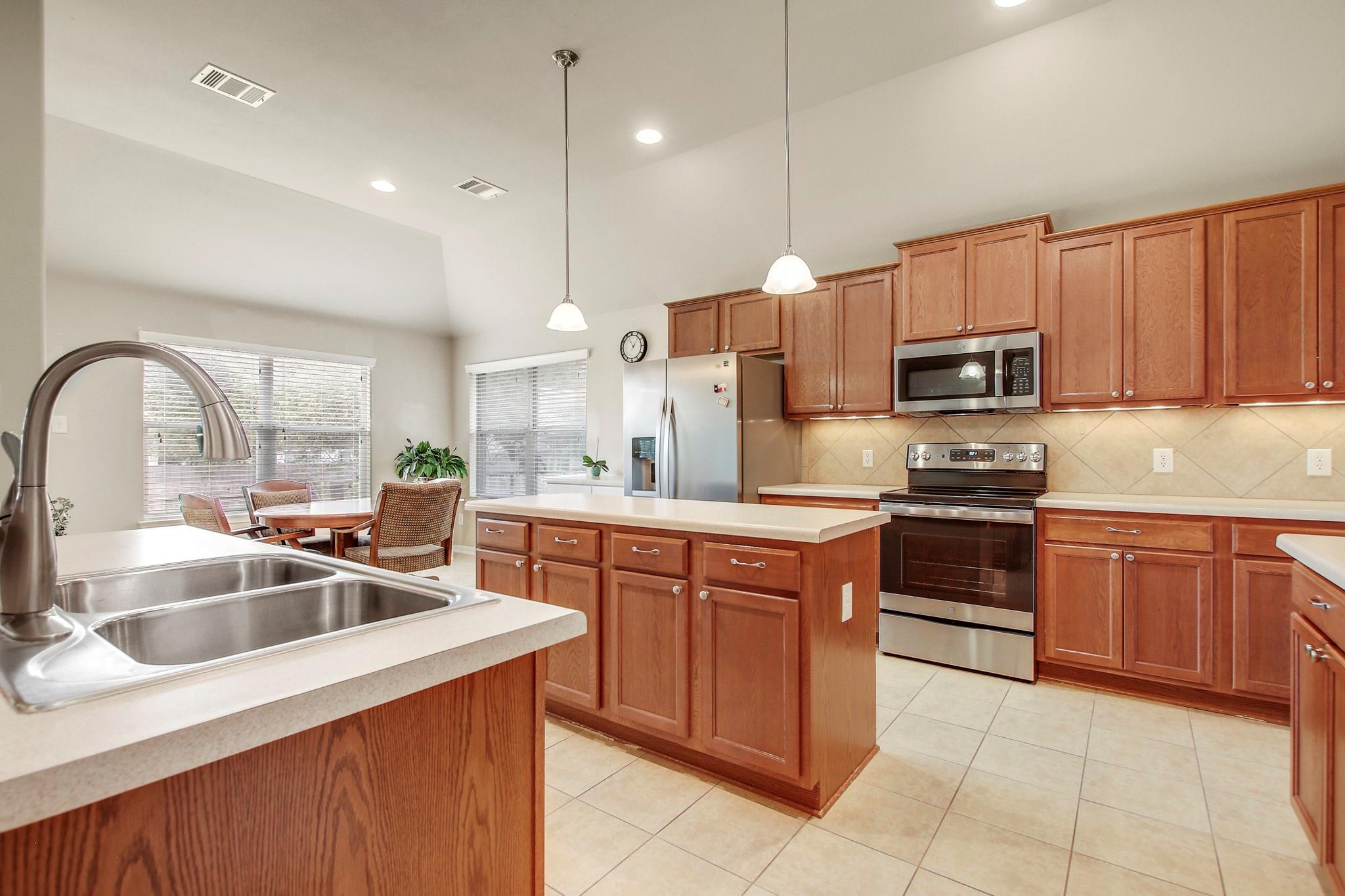 6709 Cromarty Ln, Austin, TX 78754