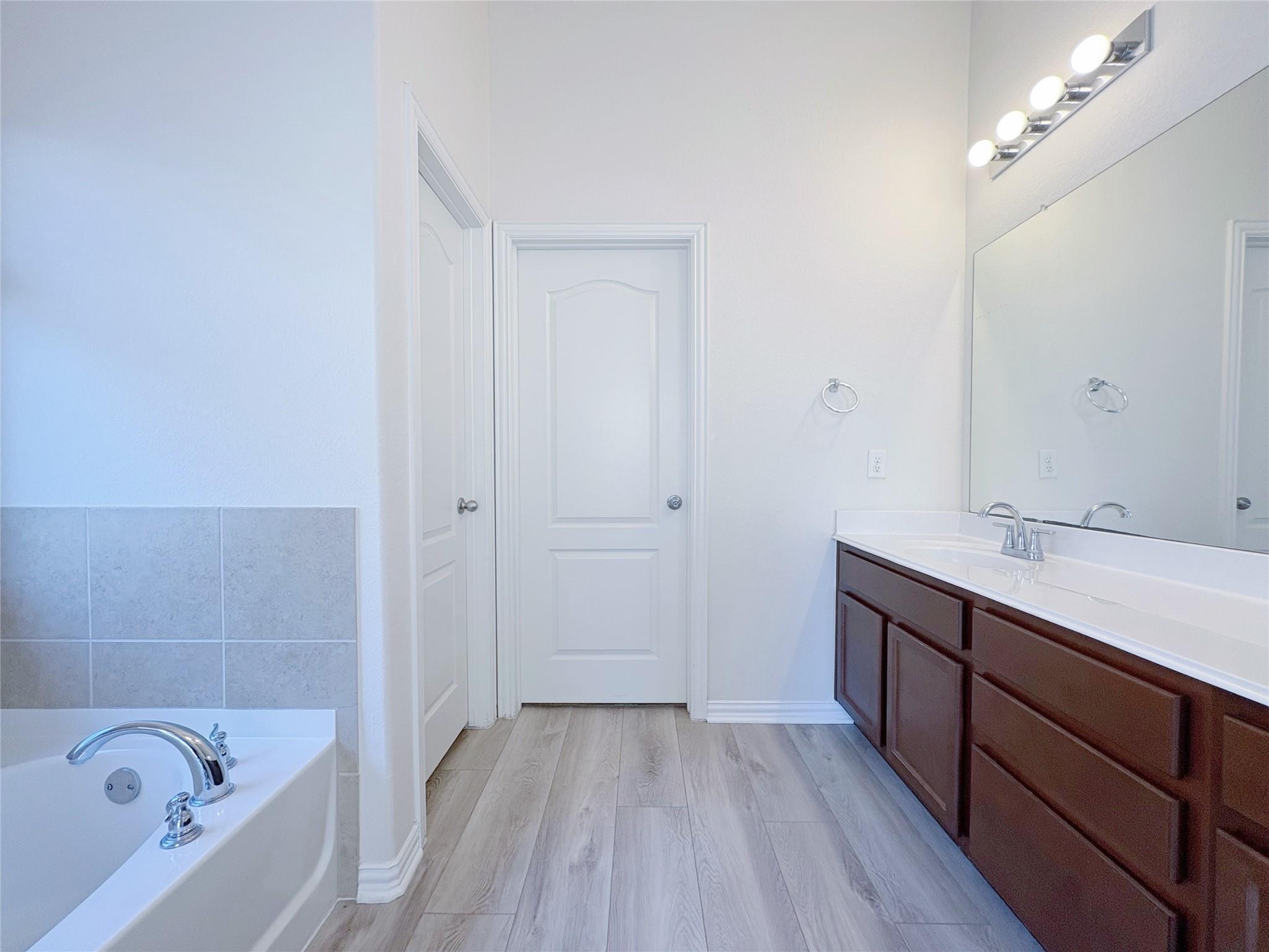 148 Razzmatazz Trl, Buda, TX 78610