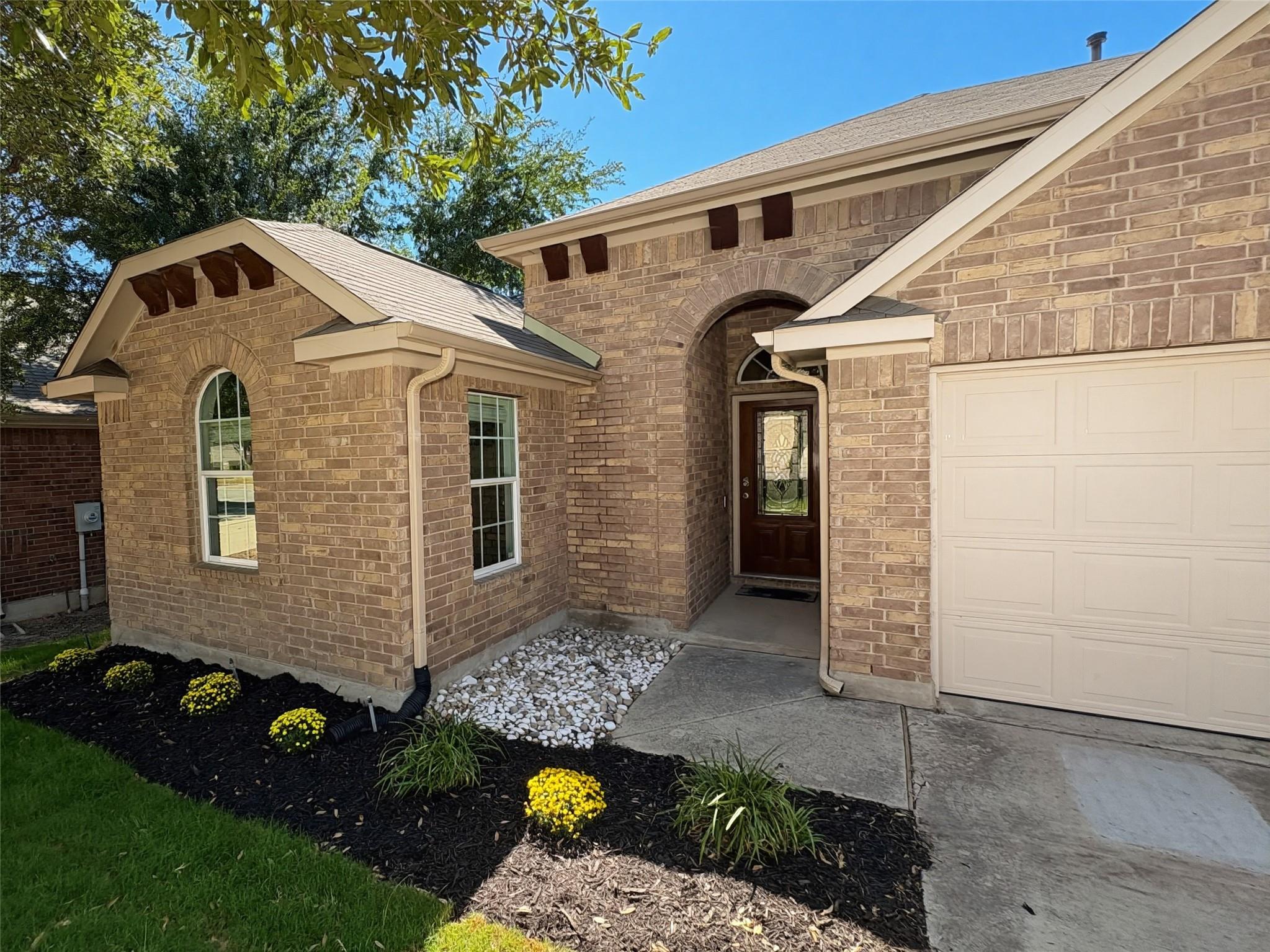 148 Razzmatazz Trl, Buda, TX 78610