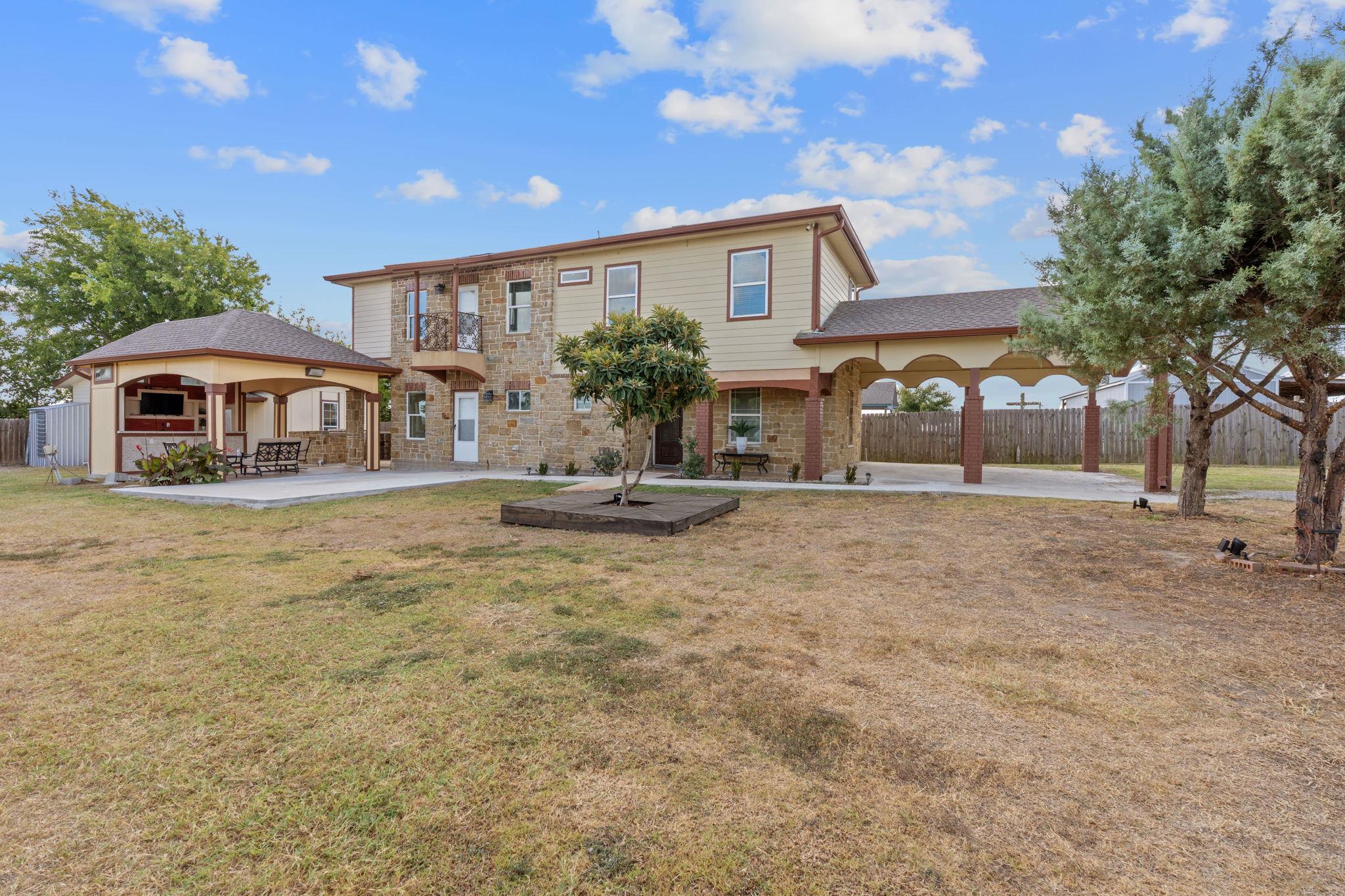 169 Ridgetop Rd, Buda, TX 78610