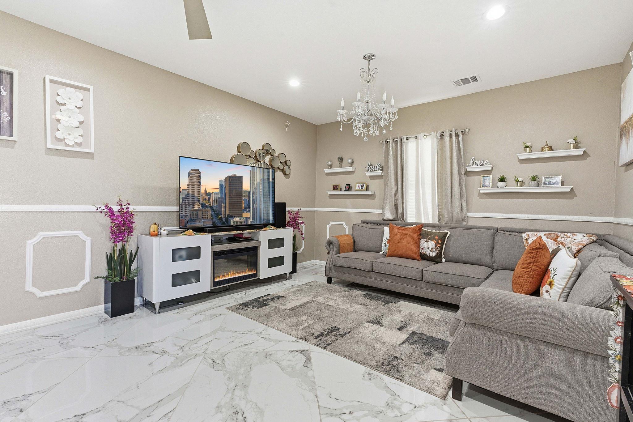 169 Ridgetop Rd, Buda, TX 78610