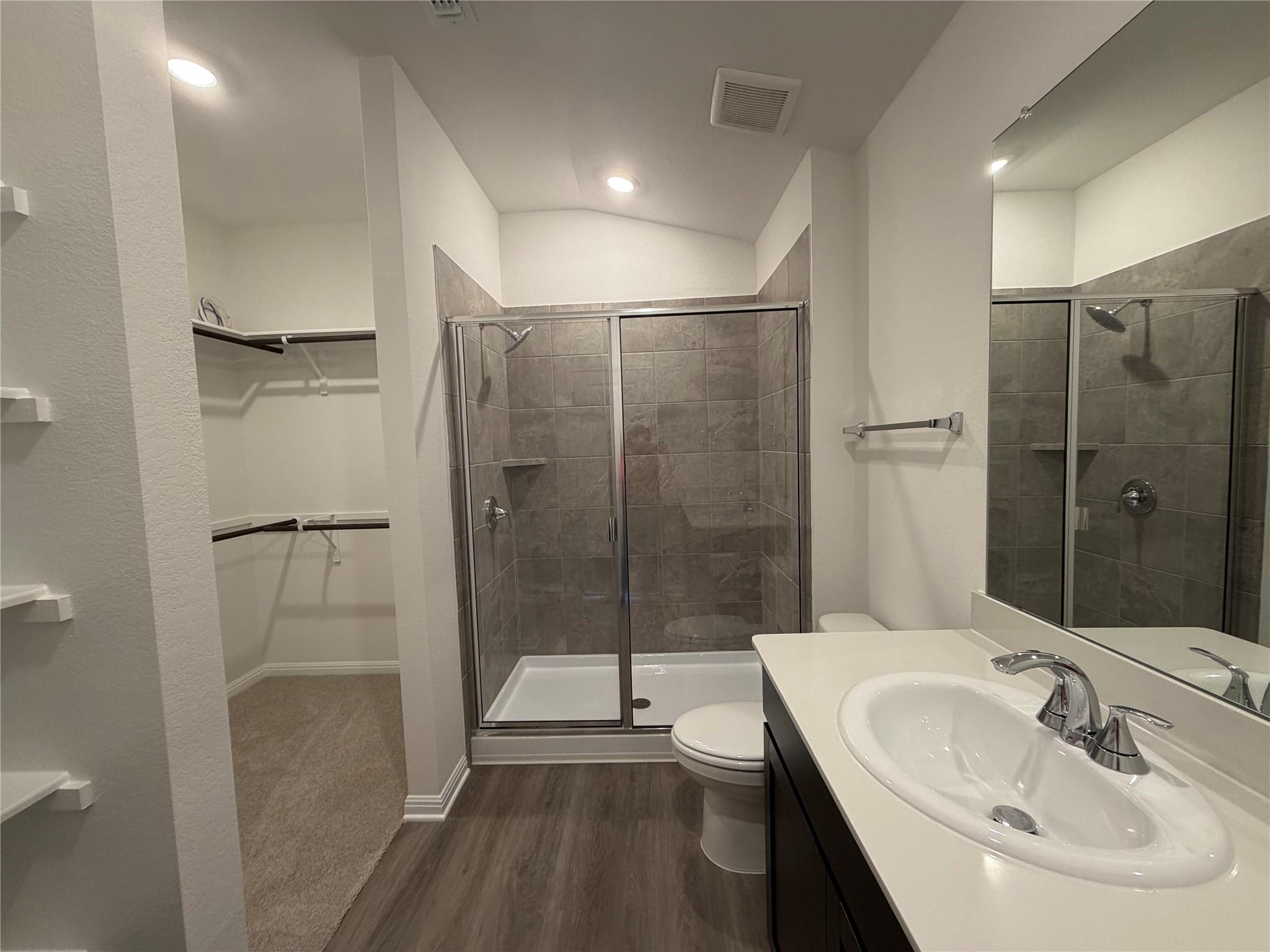 121 Honey Bee Rd, Jarrell, TX 76537