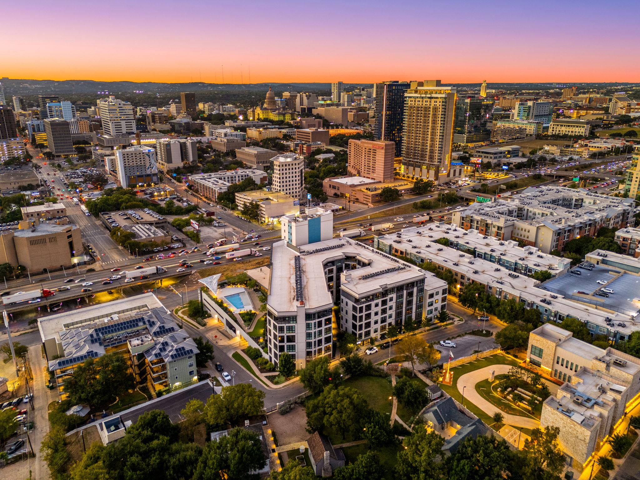 800 Embassy Dr # 229, Austin, TX 78702