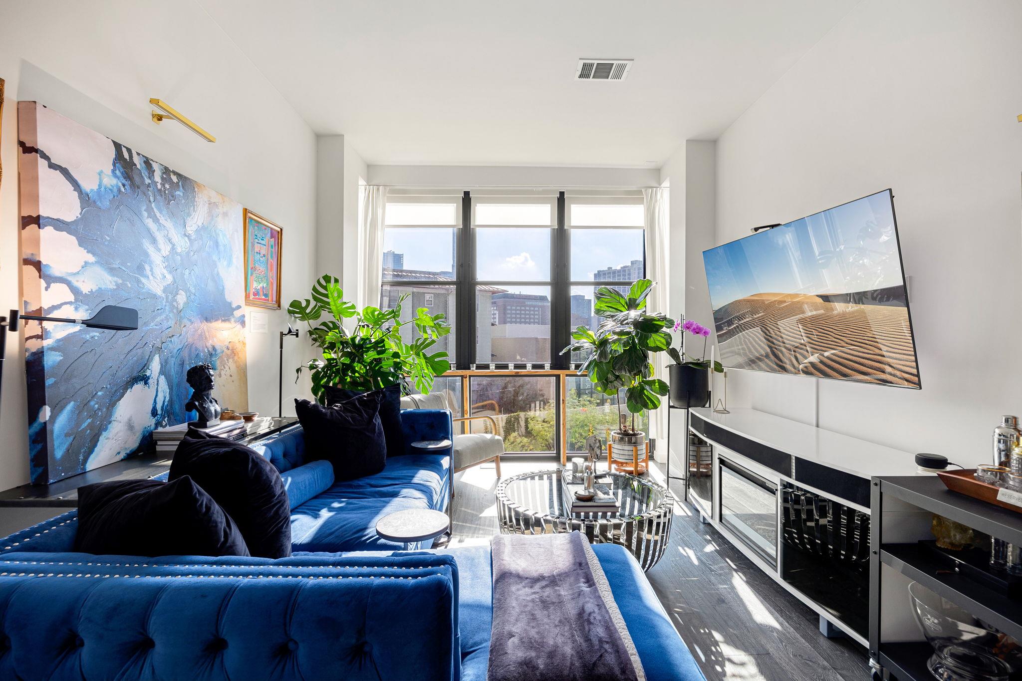 800 Embassy Dr # 229, Austin, TX 78702