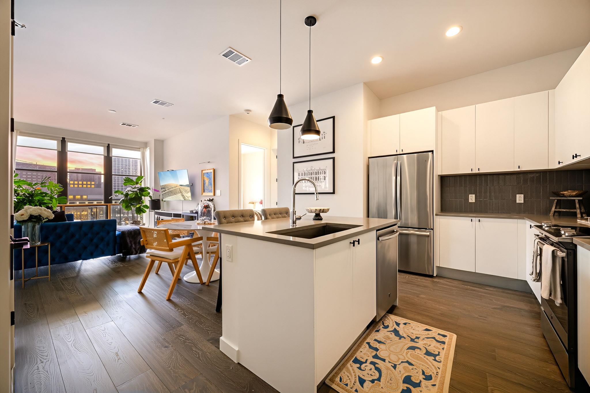 800 Embassy Dr # 229, Austin, TX 78702