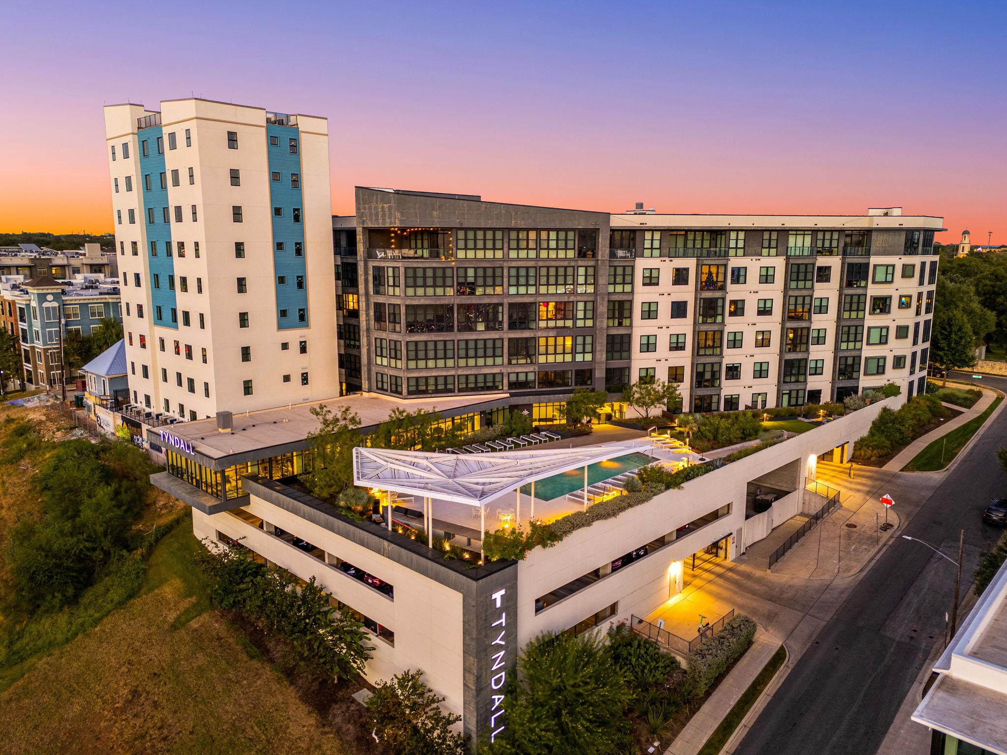 800 Embassy Dr # 229, Austin, TX 78702