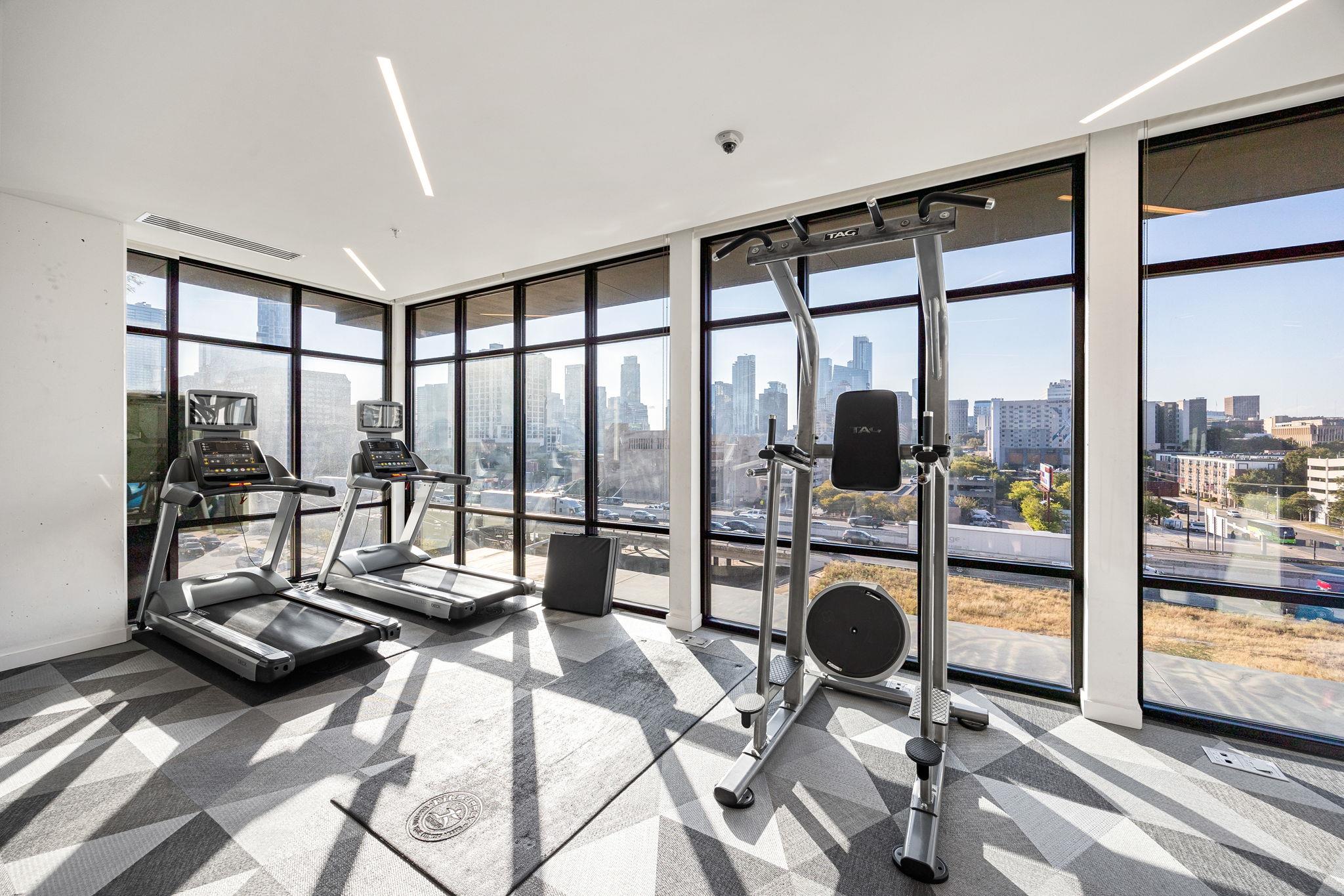 800 Embassy Dr # 229, Austin, TX 78702