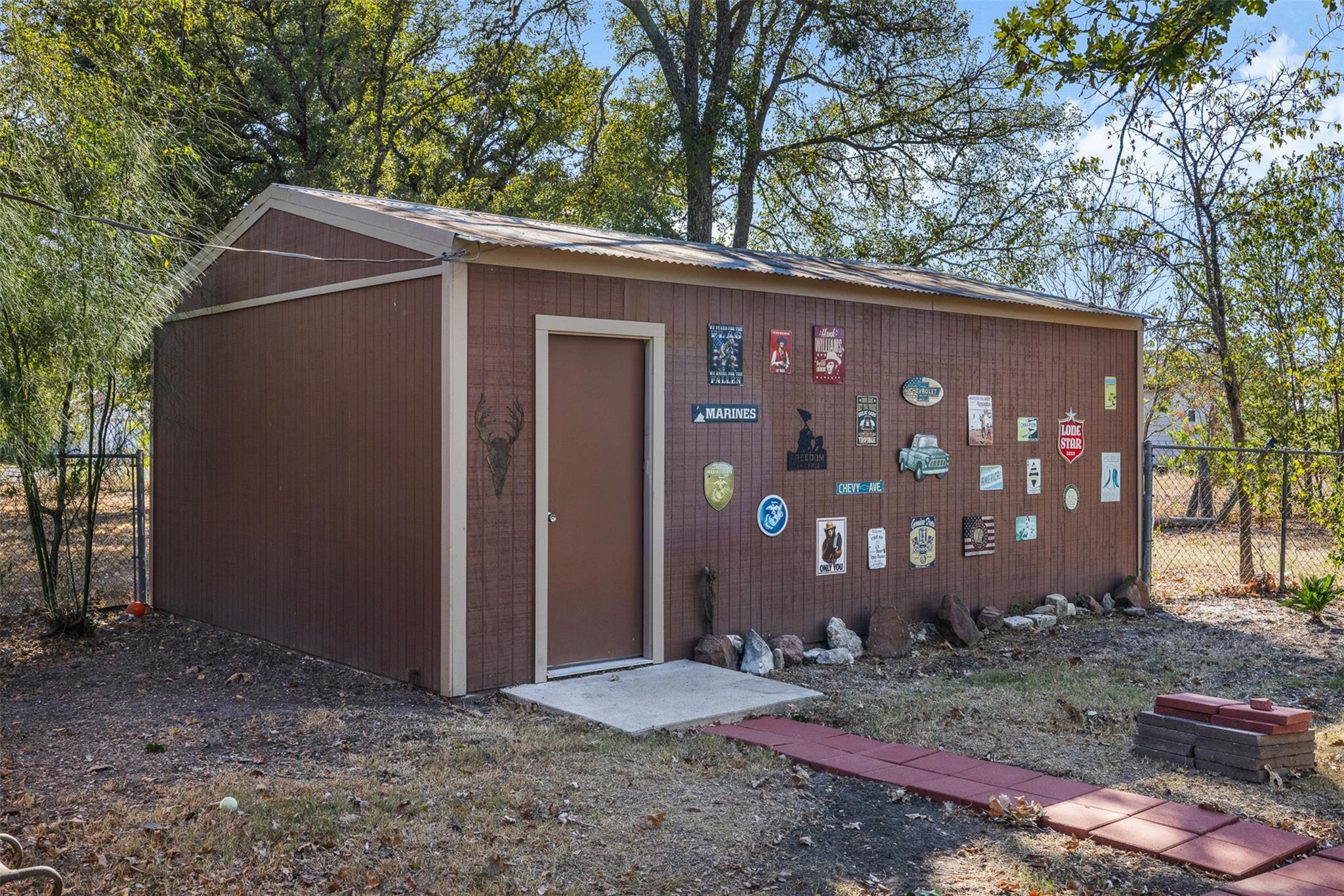 751 N Burleson St, Giddings, TX 78942