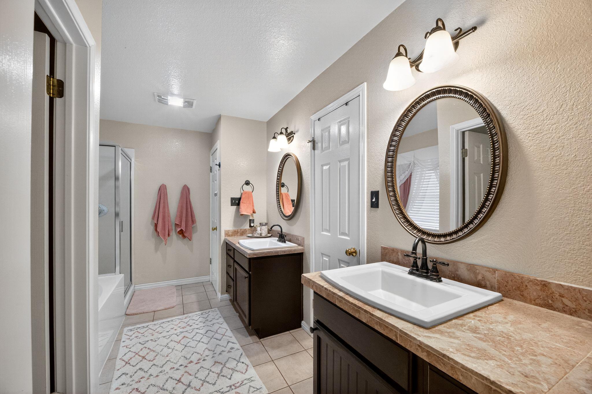 127 S Pohakea Dr, Bastrop, TX 78602