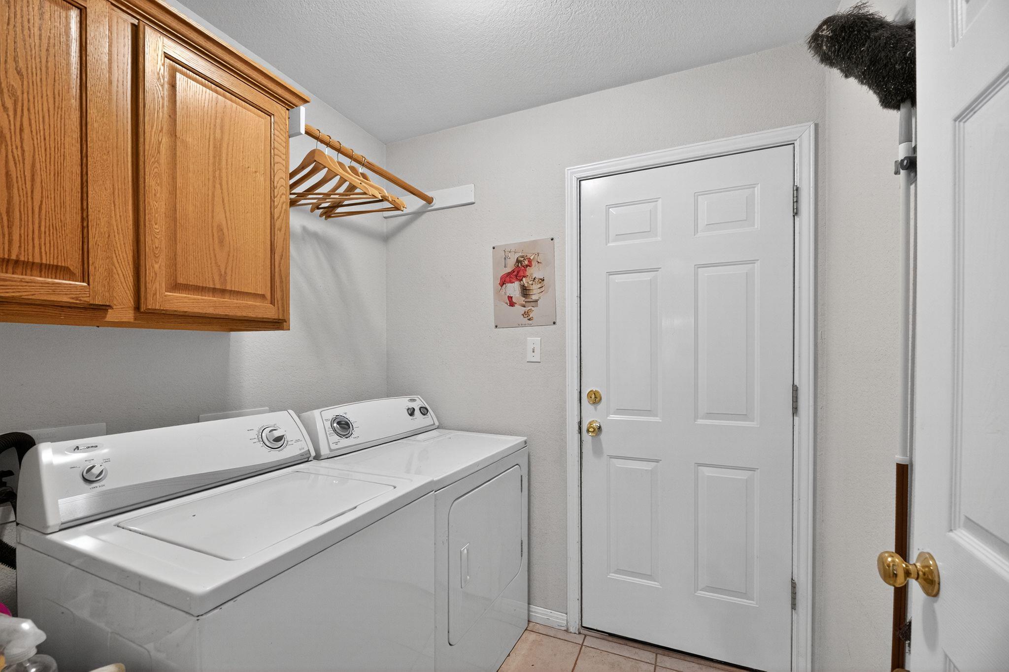 127 S Pohakea Dr, Bastrop, TX 78602