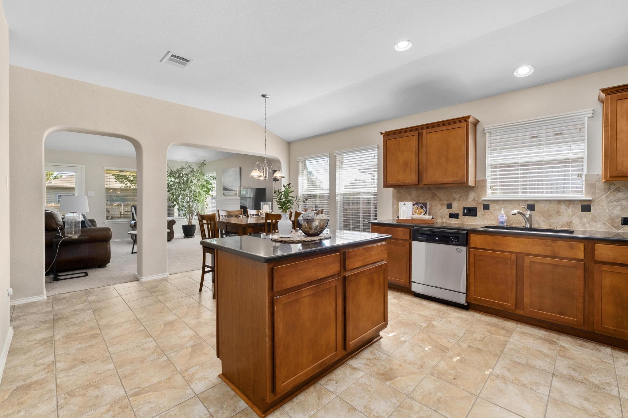 11201 Old Quarry Rd, Austin, TX 78717