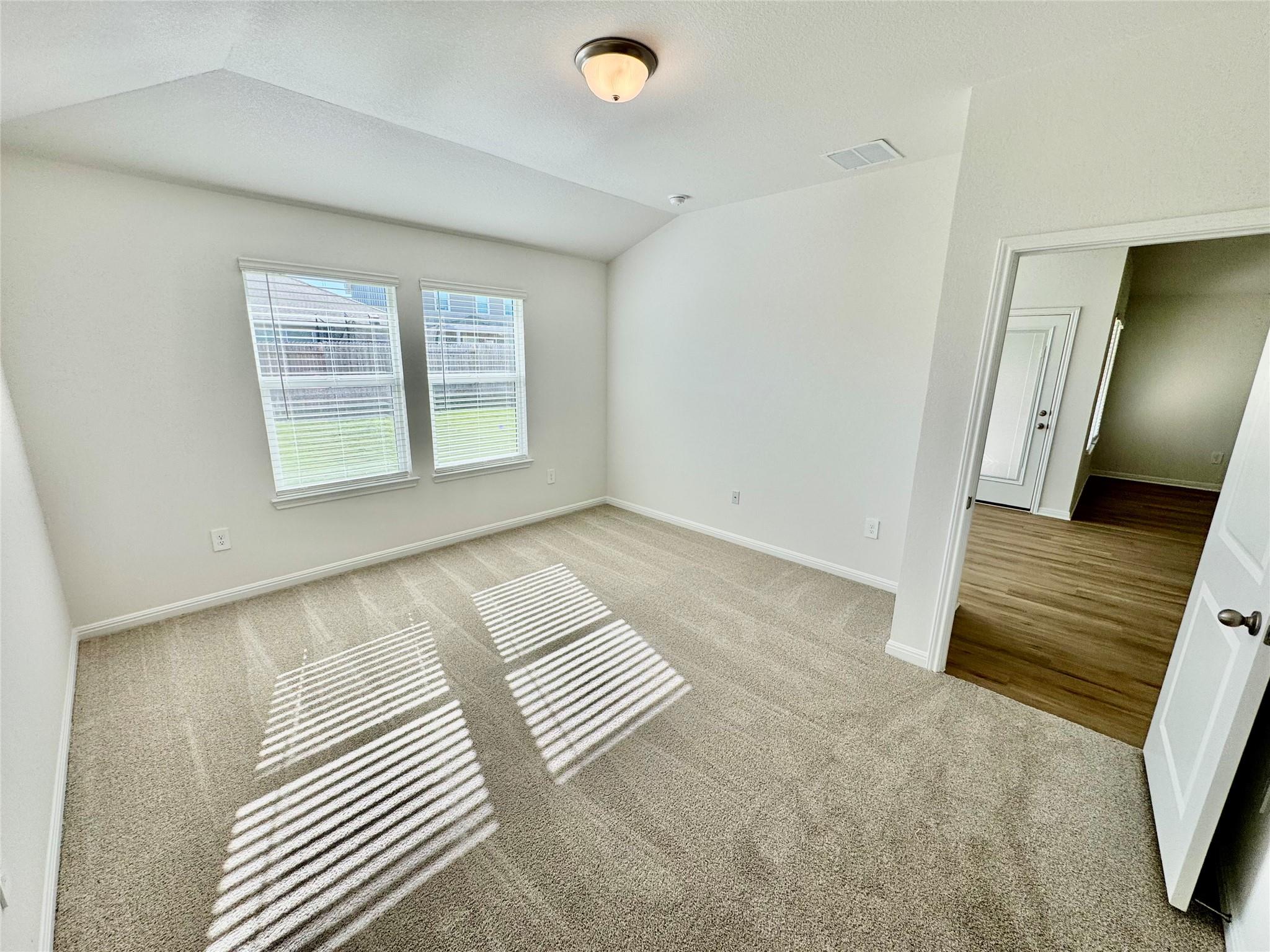 4905 Stockton Ln, Del Valle, TX 78617