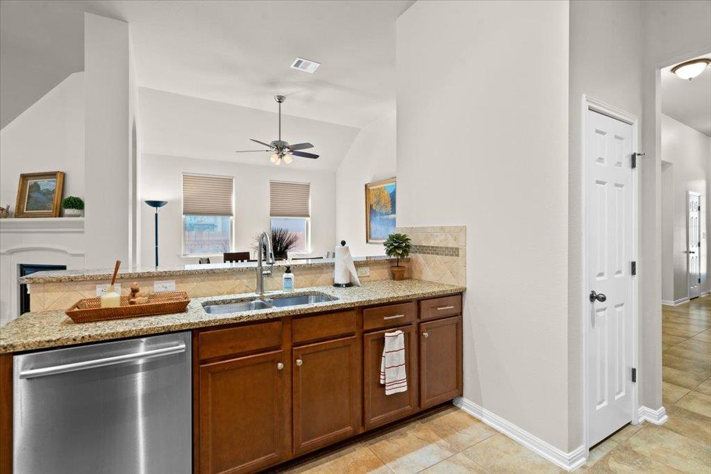 2008 Granite Hill Dr, Leander, TX 78641