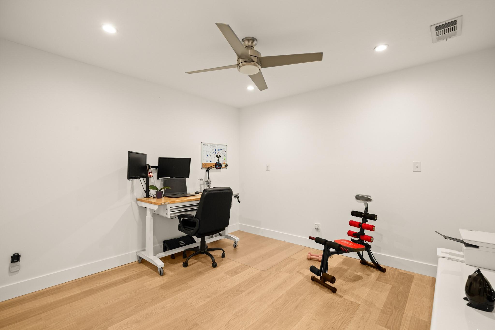 140 Hazel Hill Trl, Taylor, TX 76574