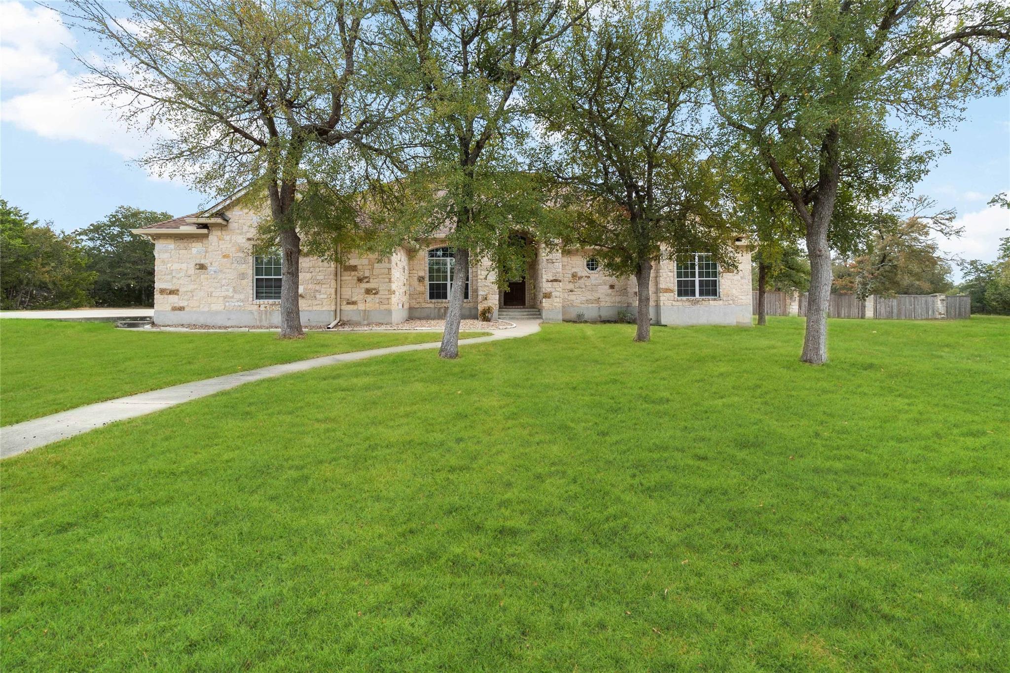 167 Winchester Rd, Bastrop, TX 78602