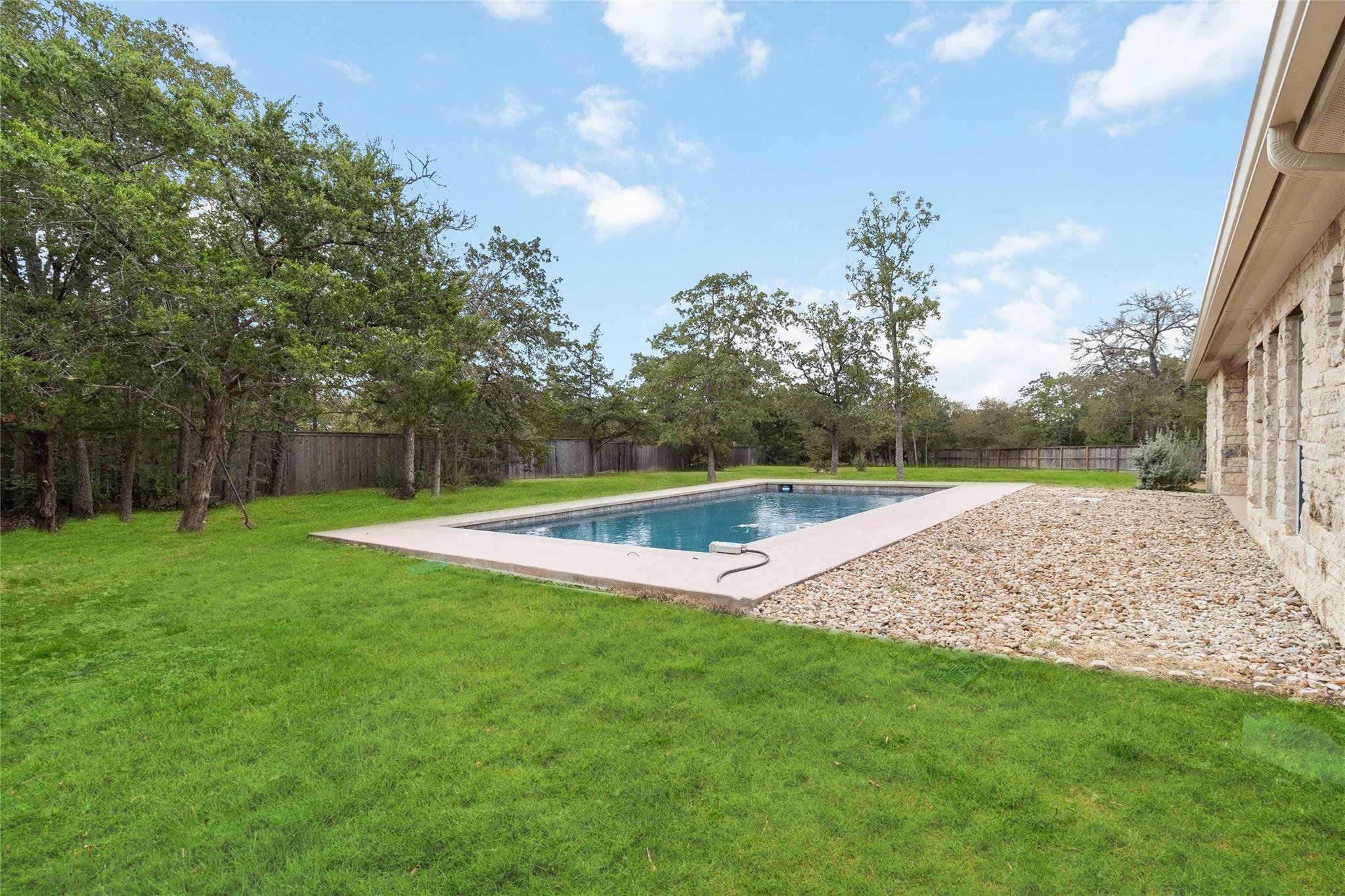 167 Winchester Rd, Bastrop, TX 78602