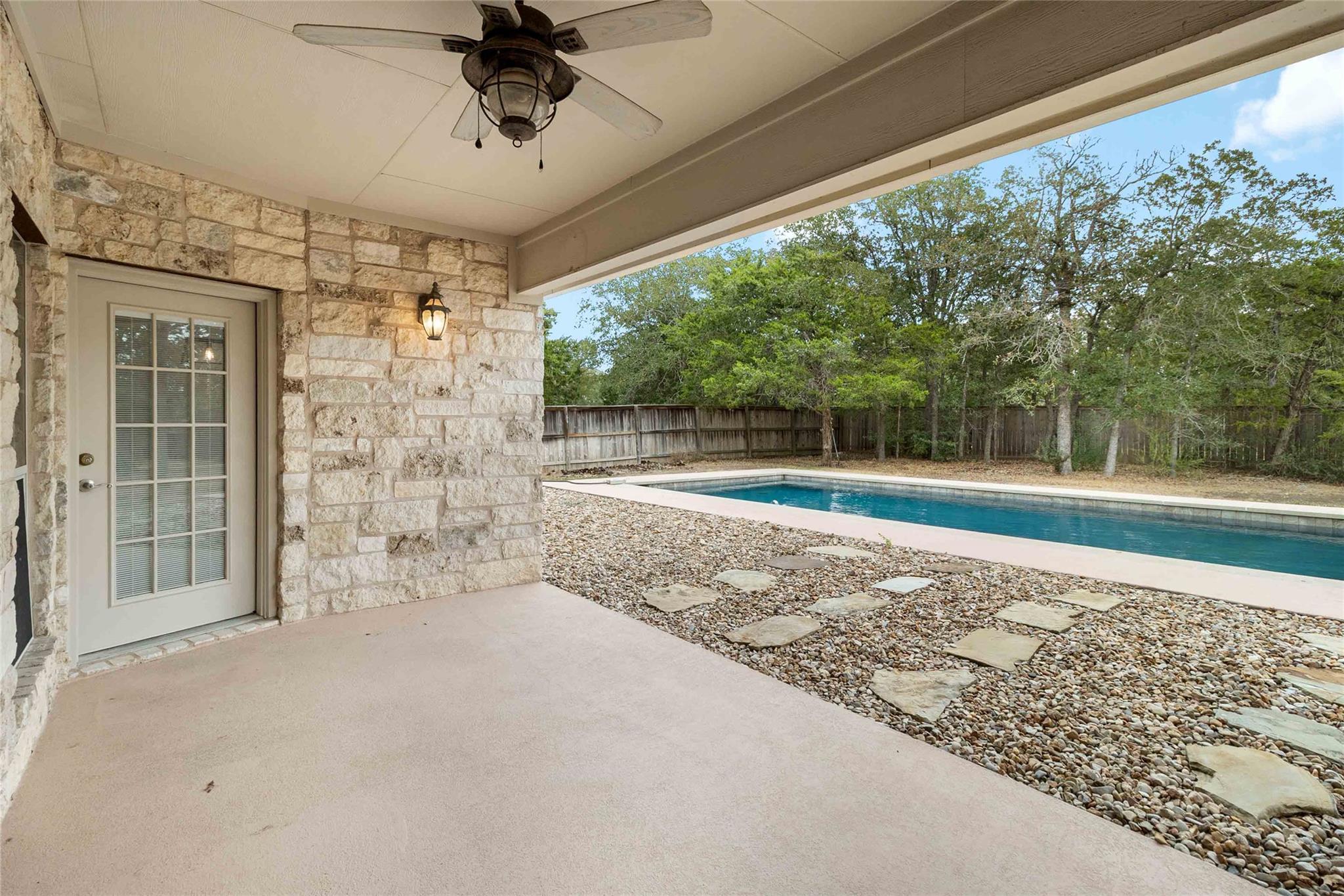 167 Winchester Rd, Bastrop, TX 78602