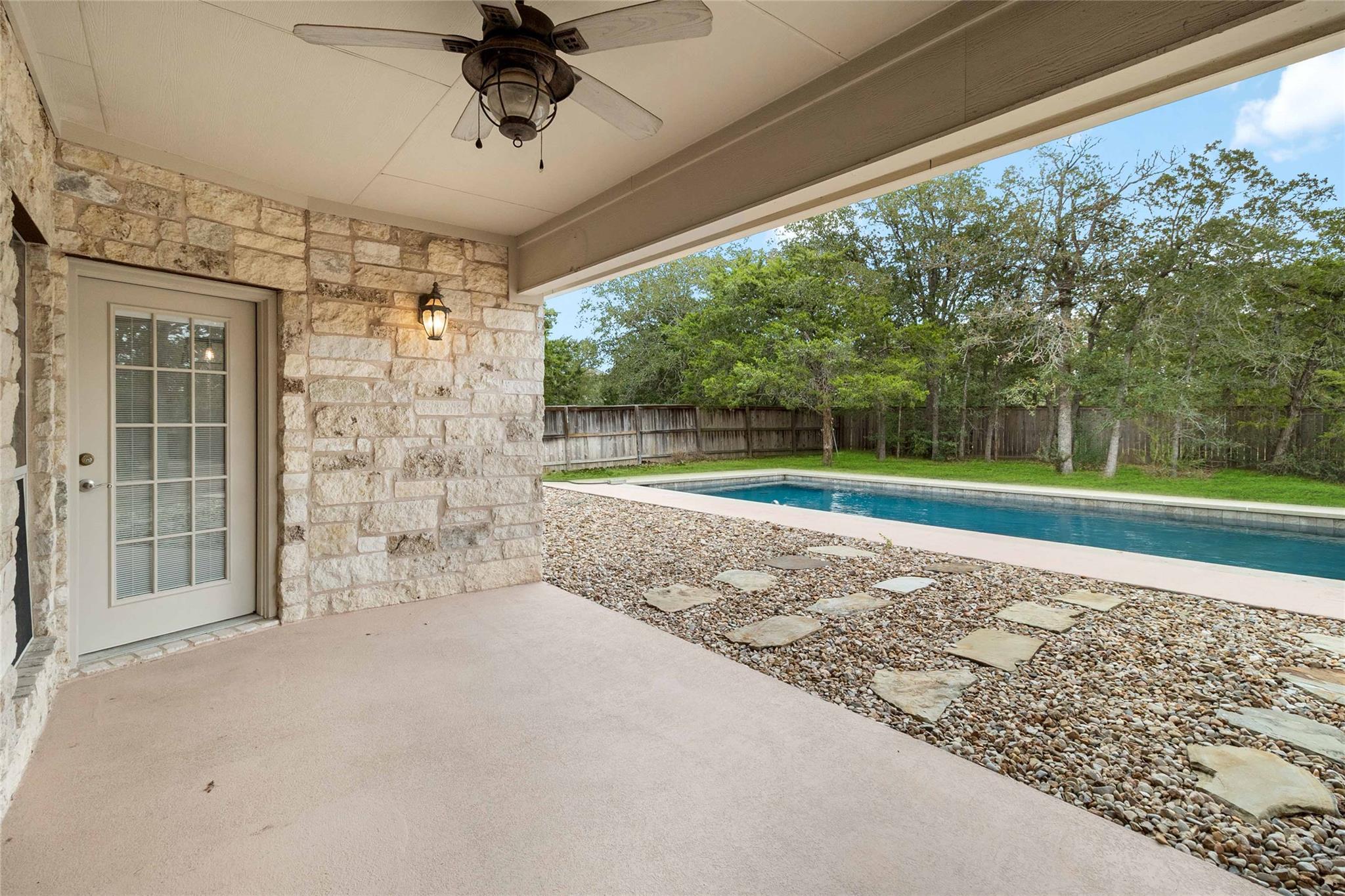 167 Winchester Rd, Bastrop, TX 78602
