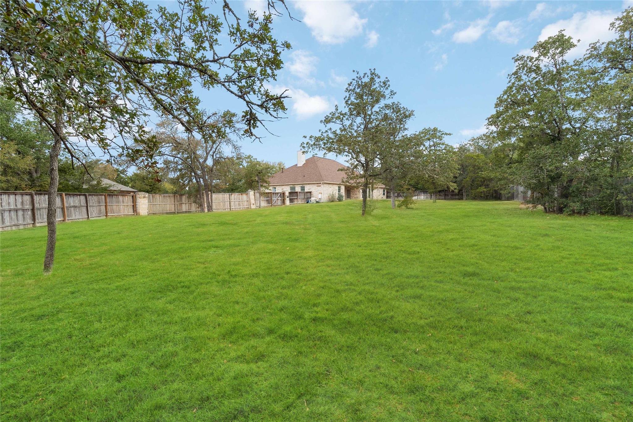 167 Winchester Rd, Bastrop, TX 78602