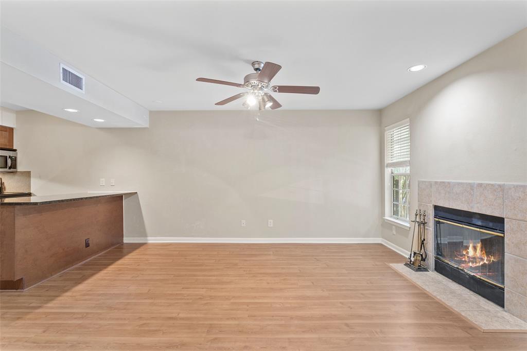 7685 Northcross Dr # 423, Austin, TX 78757