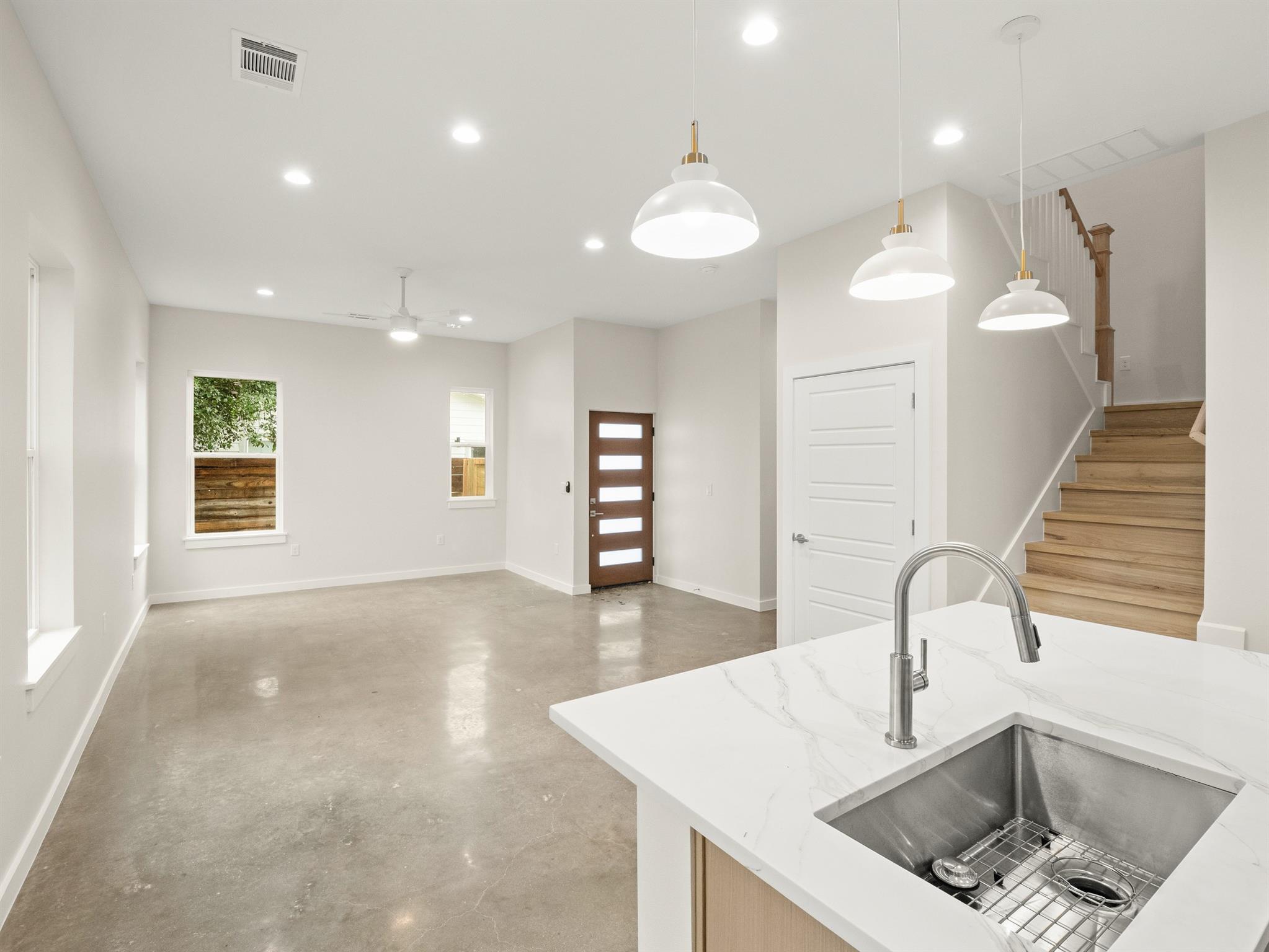 1165 Nickols Ave # 2, Austin, TX 78721