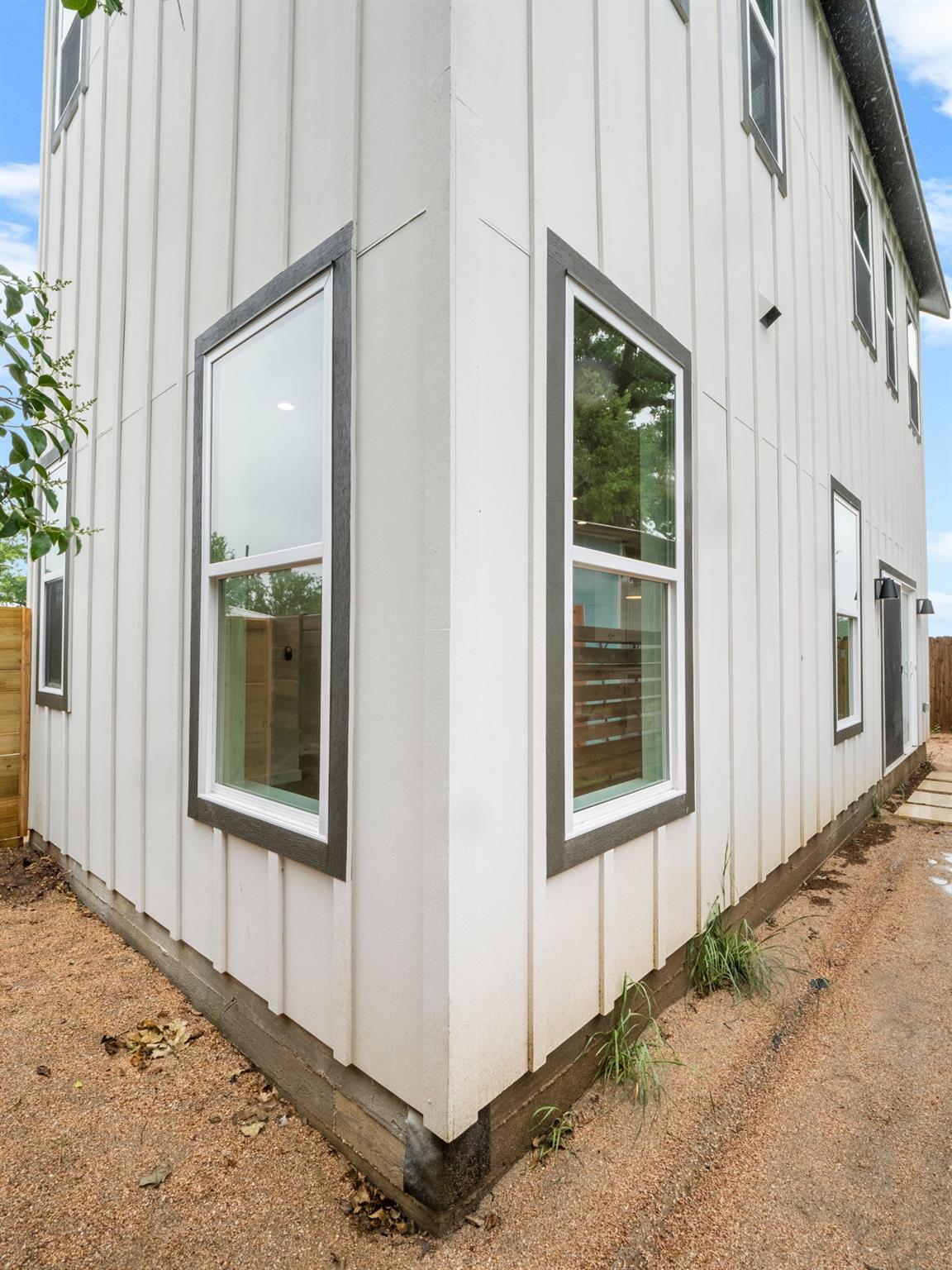 1165 Nickols Ave # 2, Austin, TX 78721