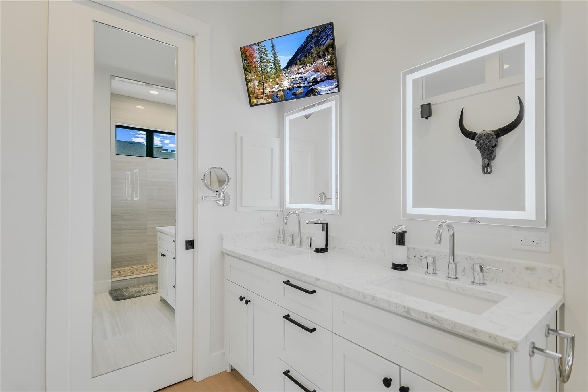 13322 Galleria Cir, Austin, TX 78738