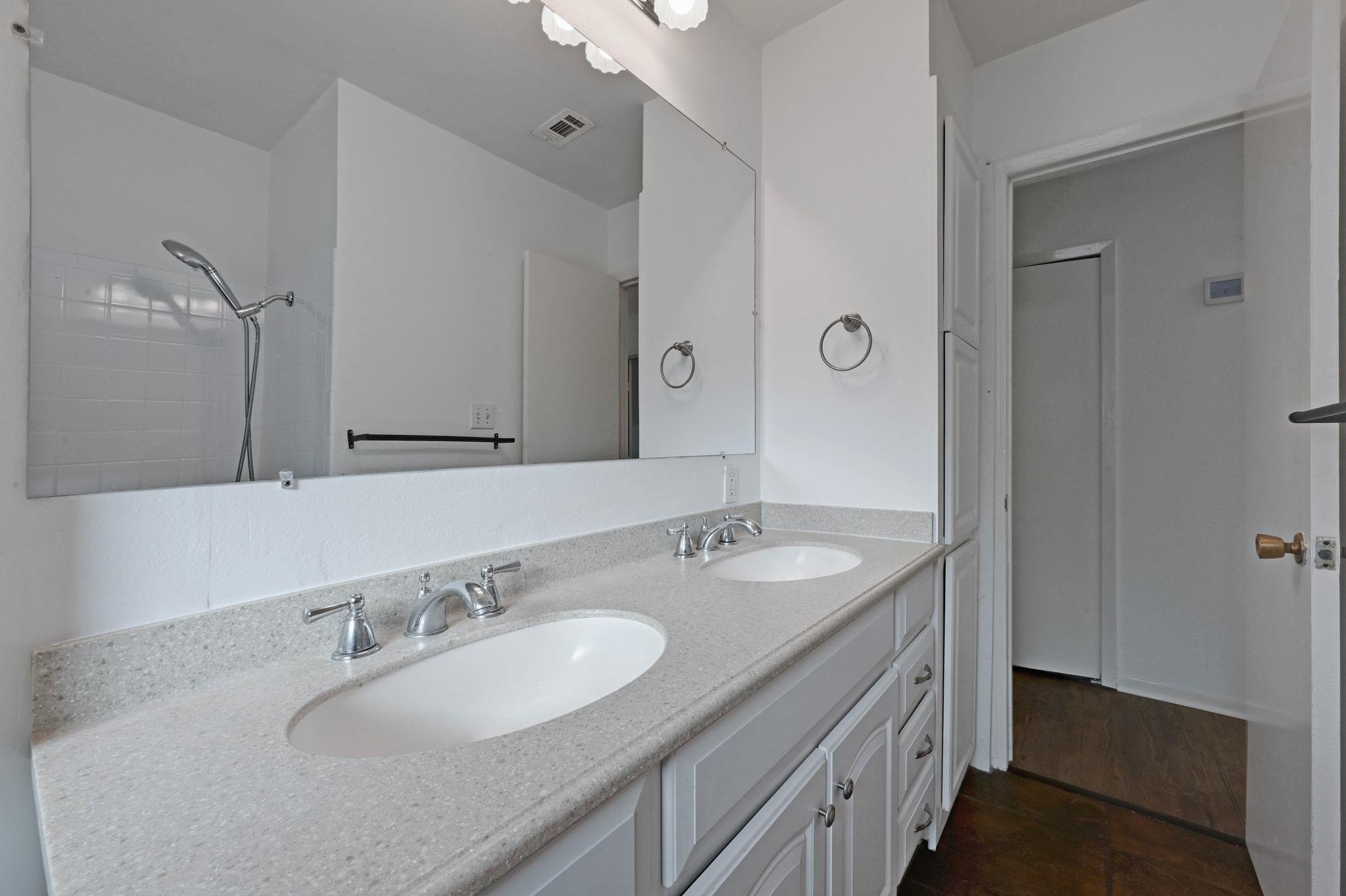 5303 Medford Dr, Austin, TX 78723