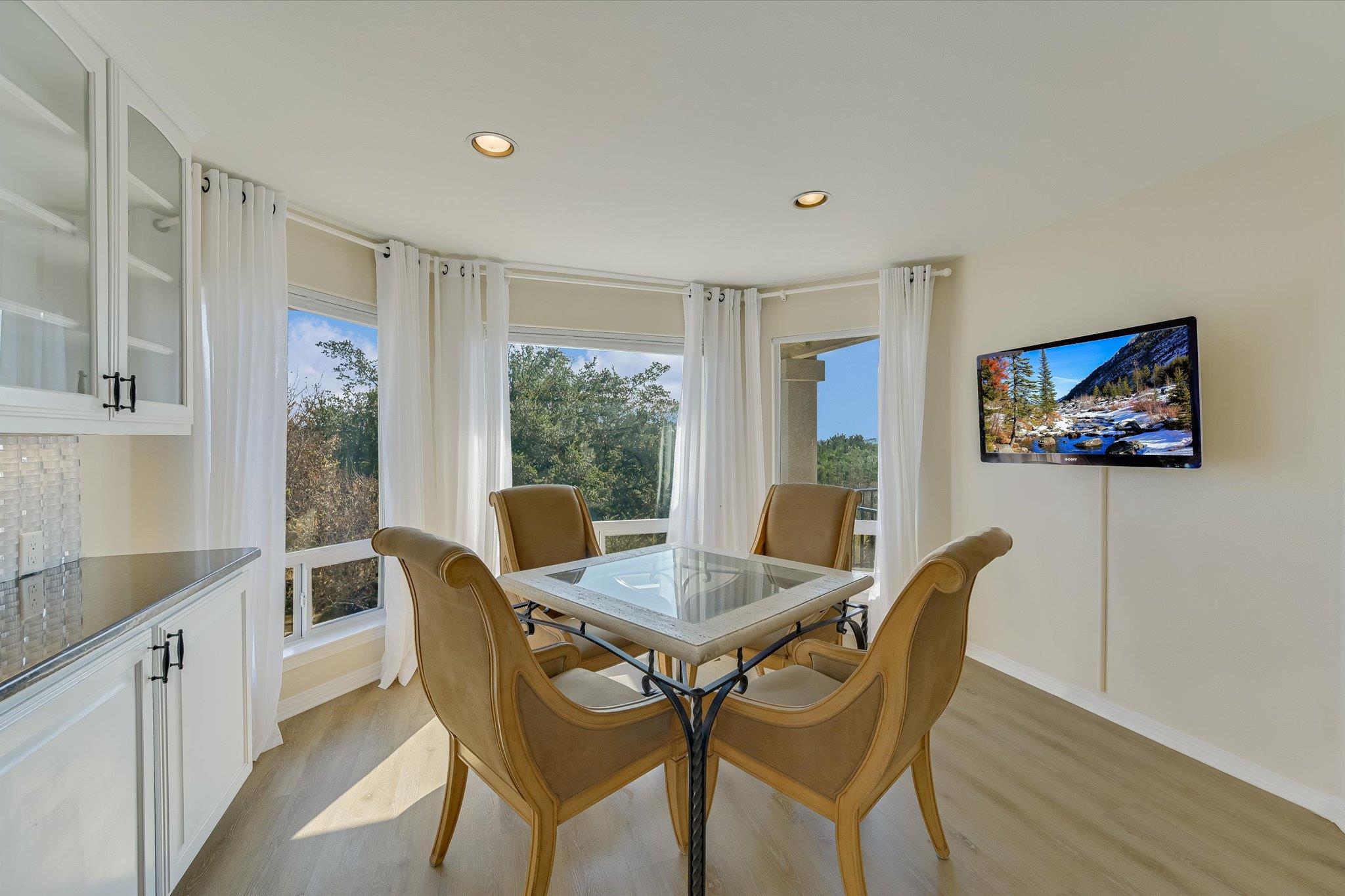 2813 Declaration Cir, Lago Vista, TX 78645