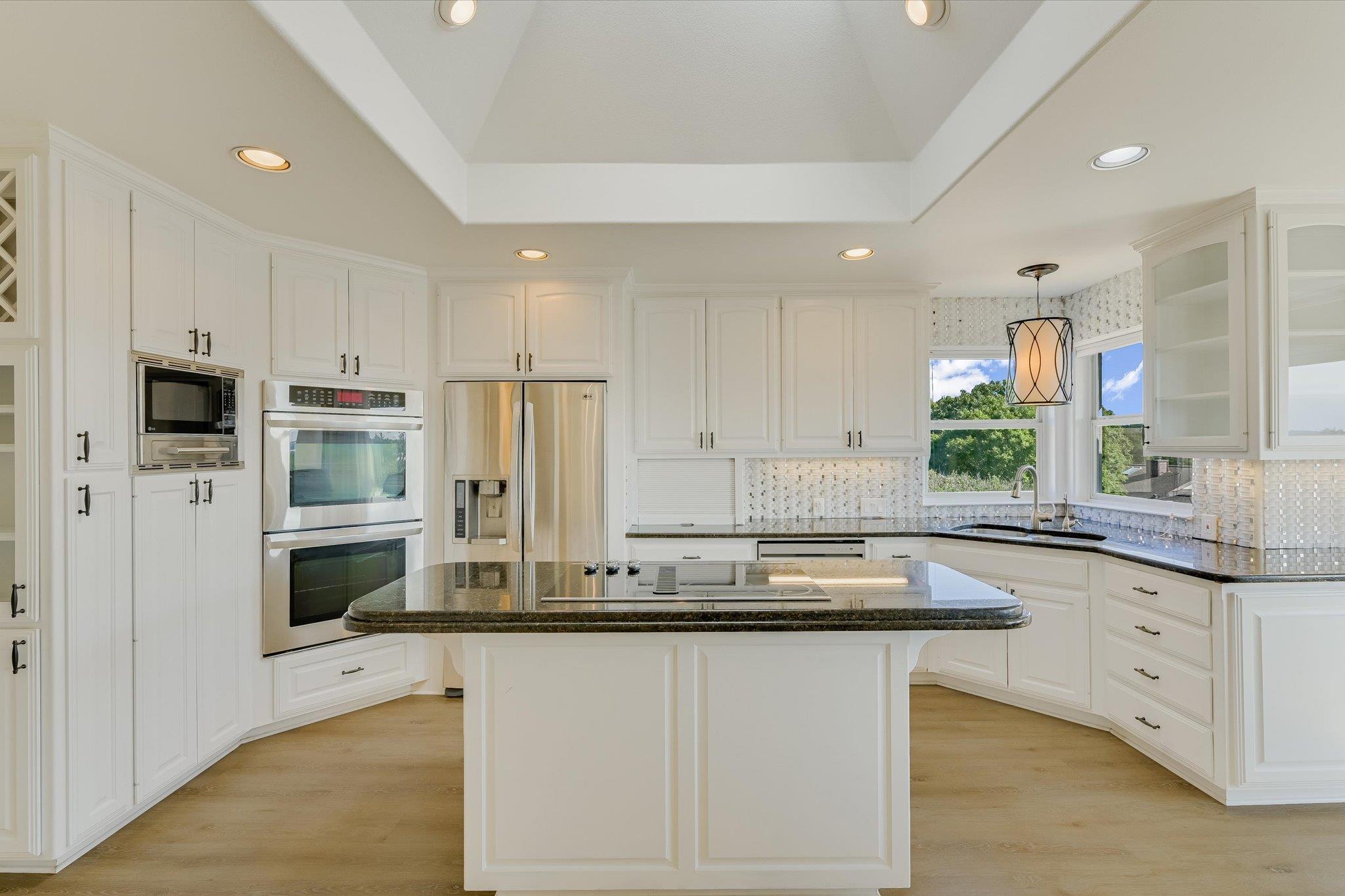 2813 Declaration Cir, Lago Vista, TX 78645