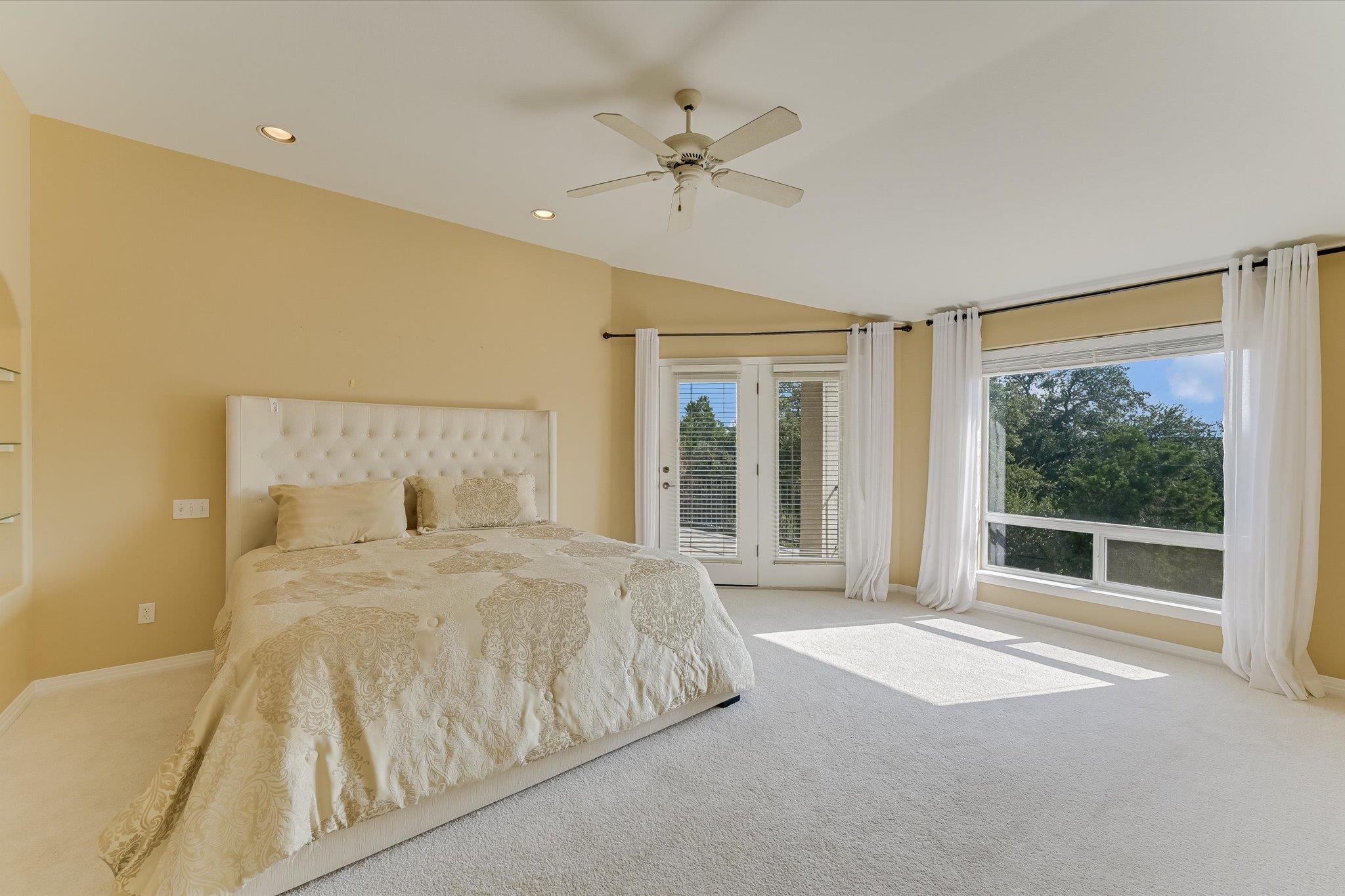 2813 Declaration Cir, Lago Vista, TX 78645