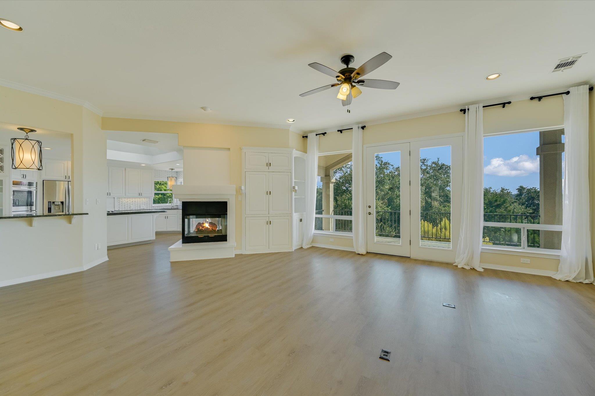 2813 Declaration Cir, Lago Vista, TX 78645