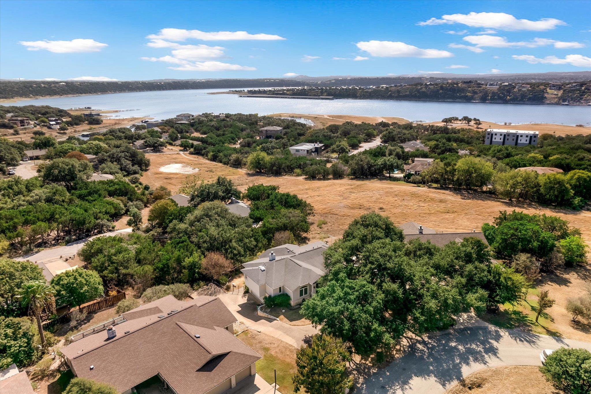 2813 Declaration Cir, Lago Vista, TX 78645