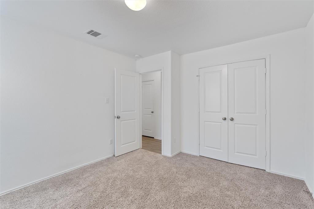 108 Joe Kidd Ln, Jarrell, TX 76537