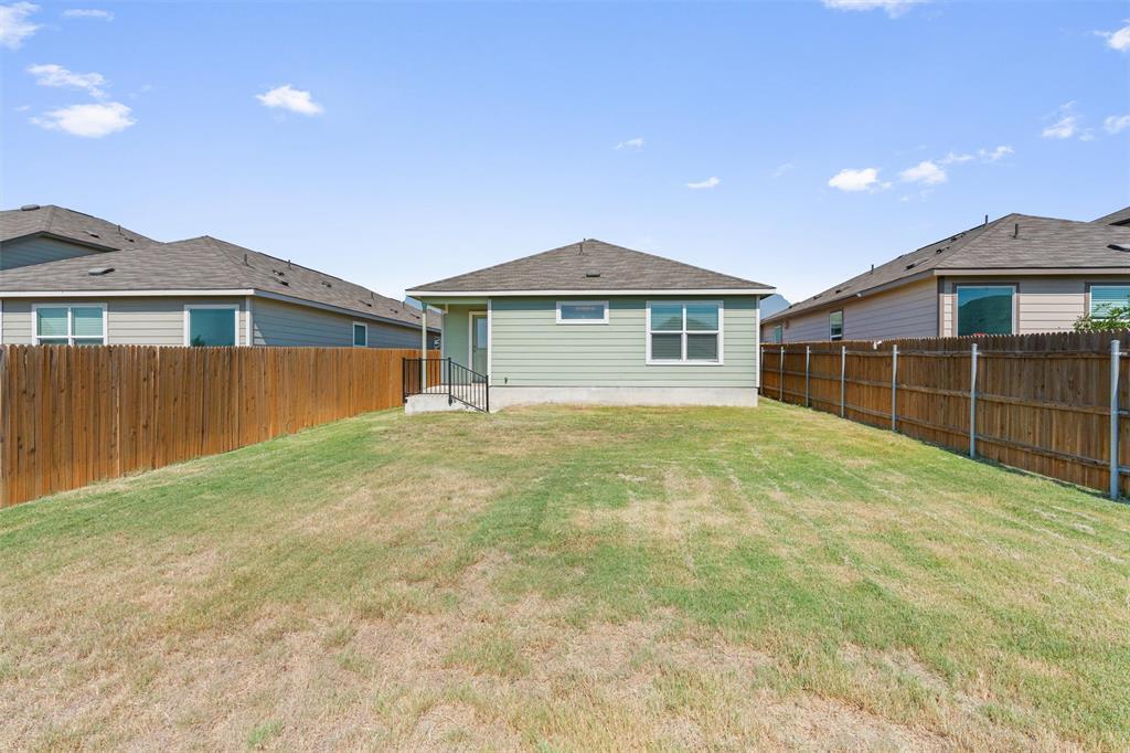 108 Joe Kidd Ln, Jarrell, TX 76537