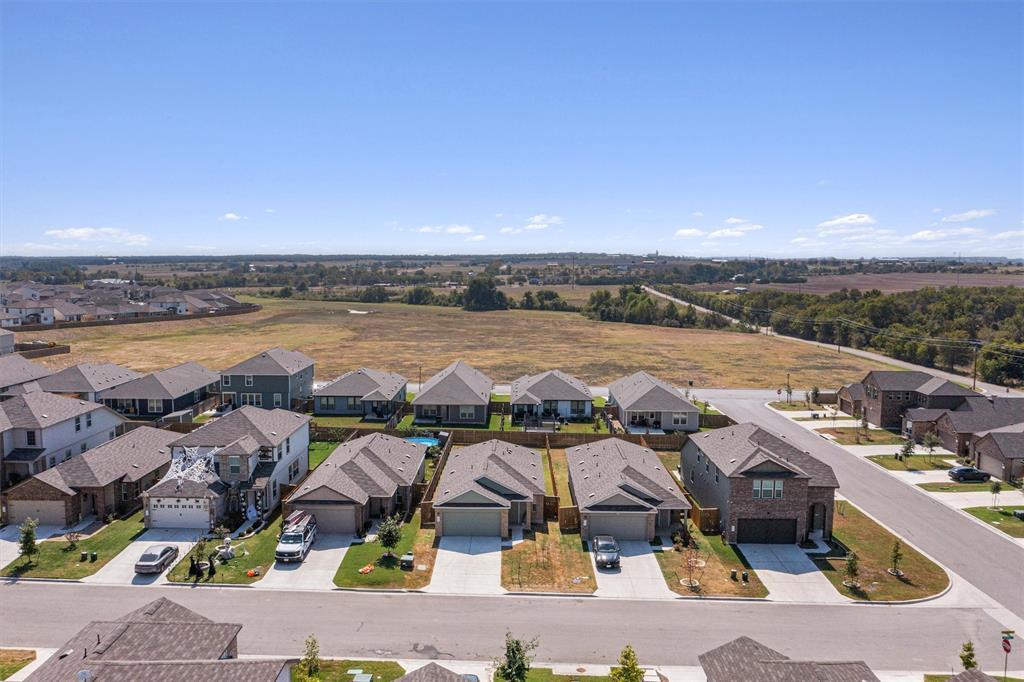 108 Joe Kidd Ln, Jarrell, TX 76537