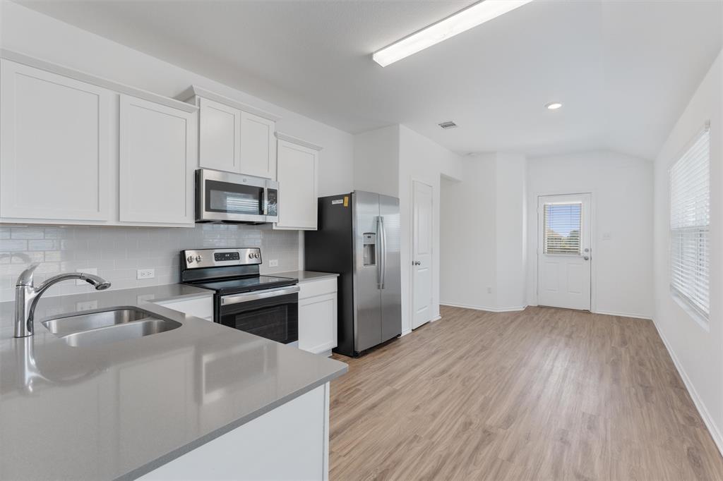 108 Joe Kidd Ln, Jarrell, TX 76537