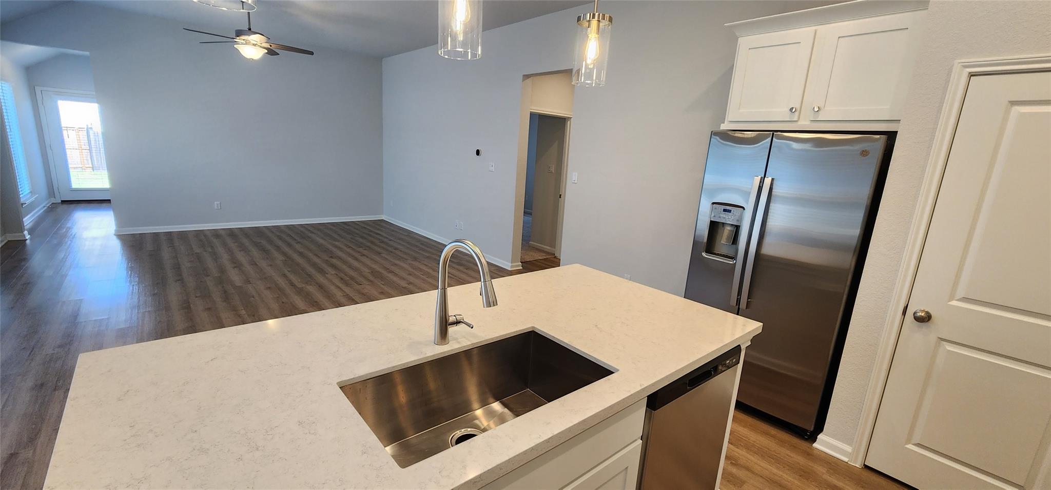 605 Los Olives Ln, Liberty Hill, TX 78642