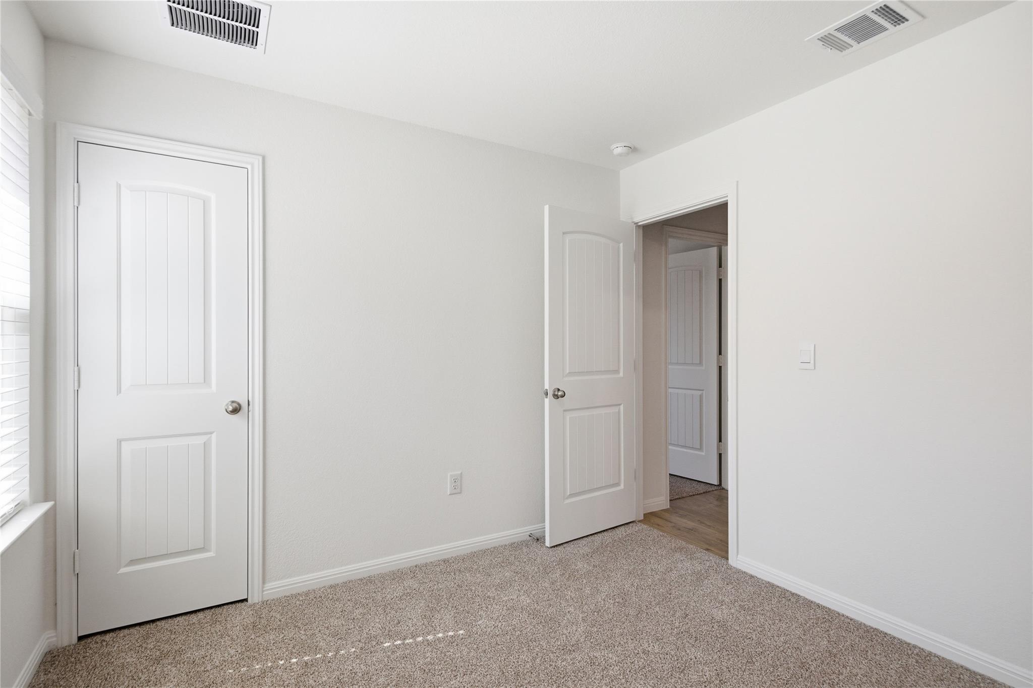 1904 Marlin Spike Dr, Leander, TX 78641