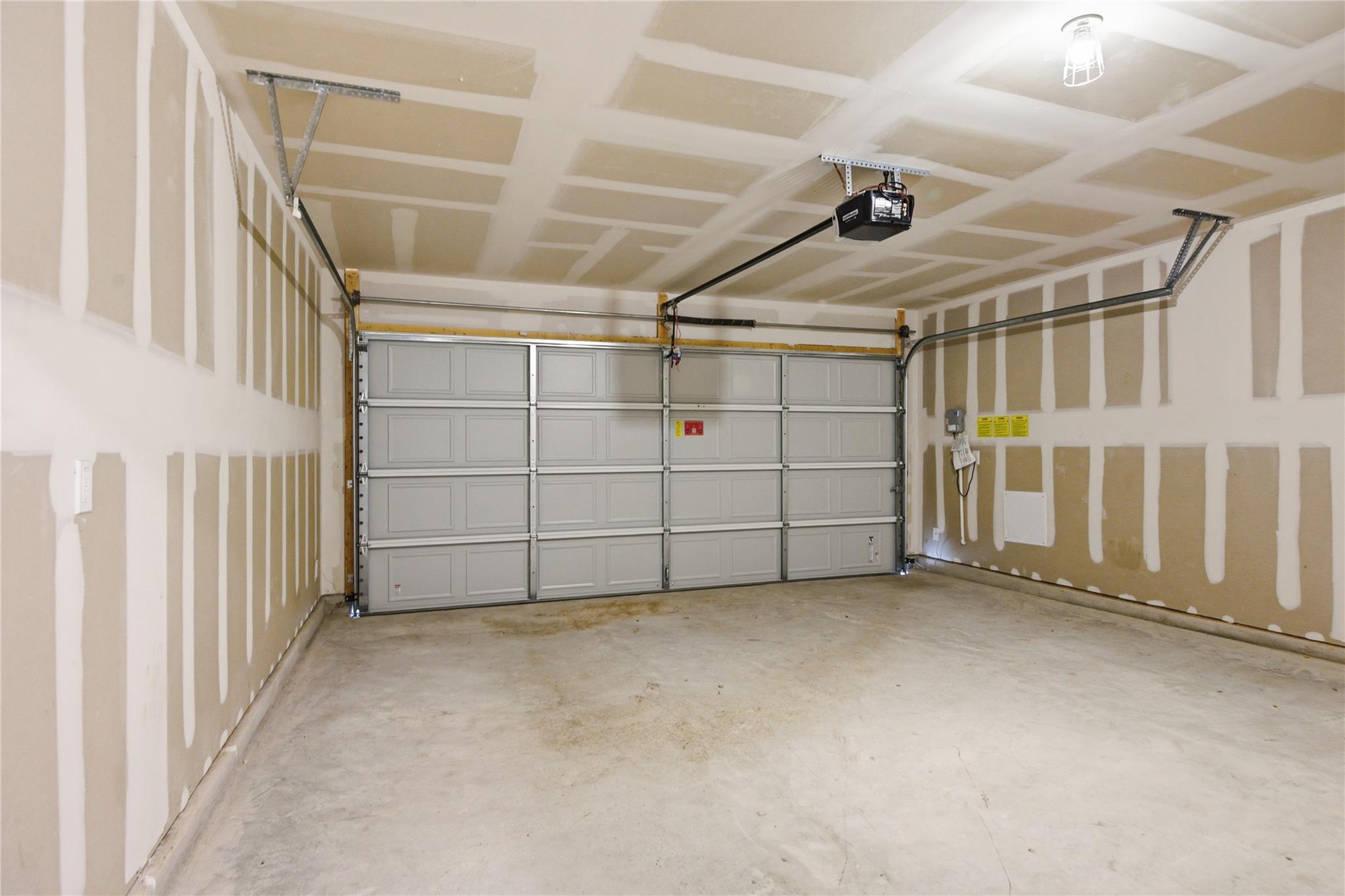 1904 Marlin Spike Dr, Leander, TX 78641