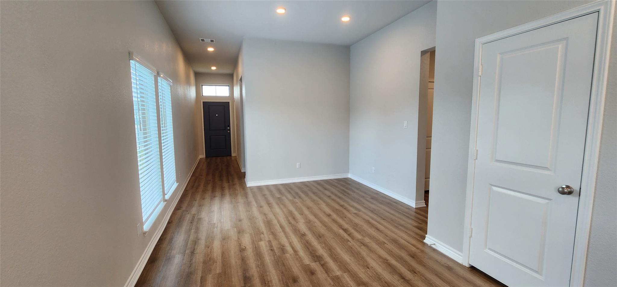 644 Los Olives Ln, Liberty Hill, TX 78642