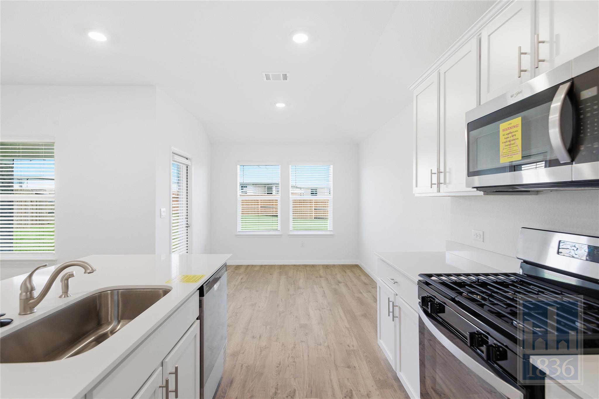 1932 Marlin Spike Dr, Leander, TX 78641