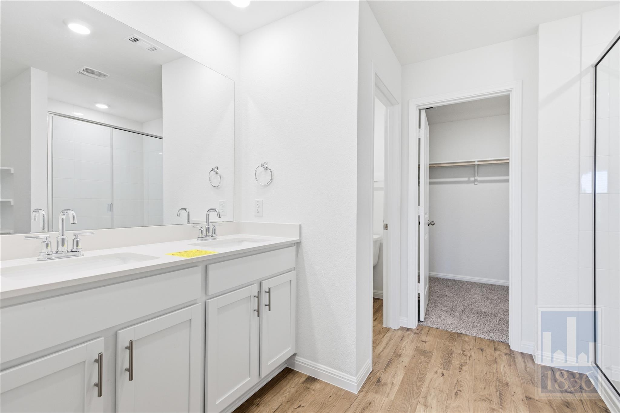 1932 Marlin Spike Dr, Leander, TX 78641