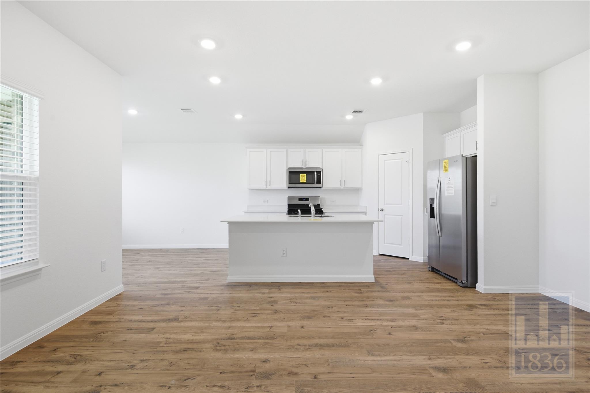 1932 Marlin Spike Dr, Leander, TX 78641