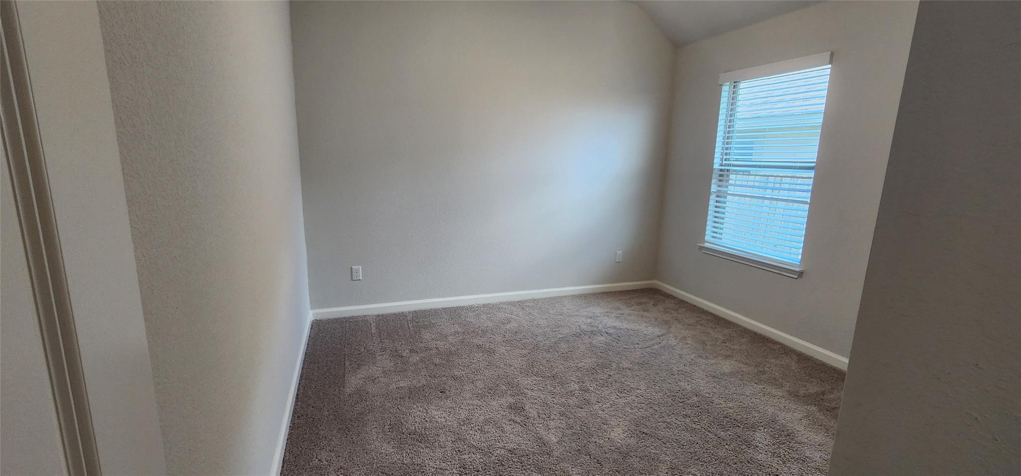 652 Los Olives Ln, Liberty Hill, TX 78641