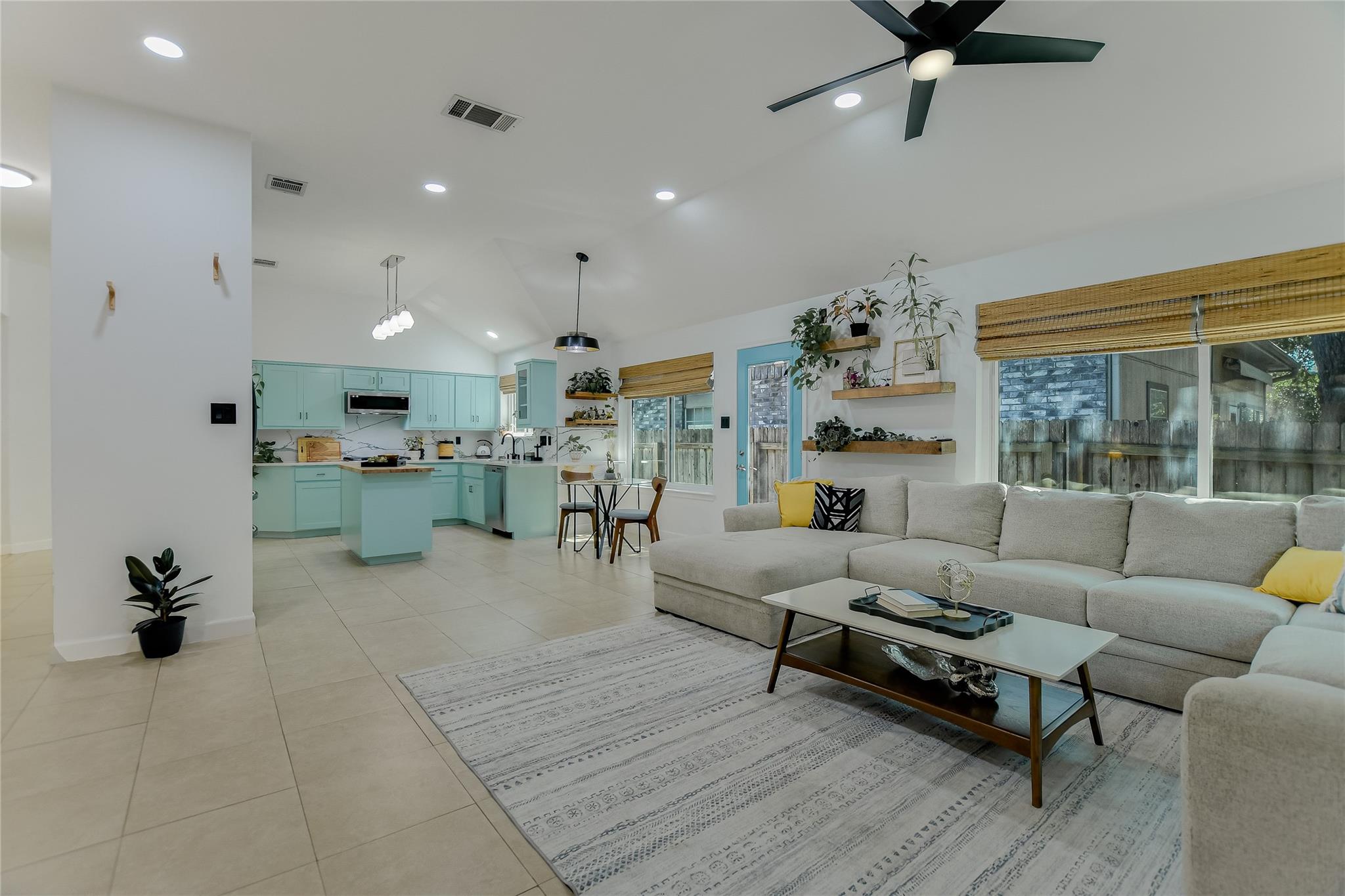 10916 Sierra Oaks, Austin, TX 78759