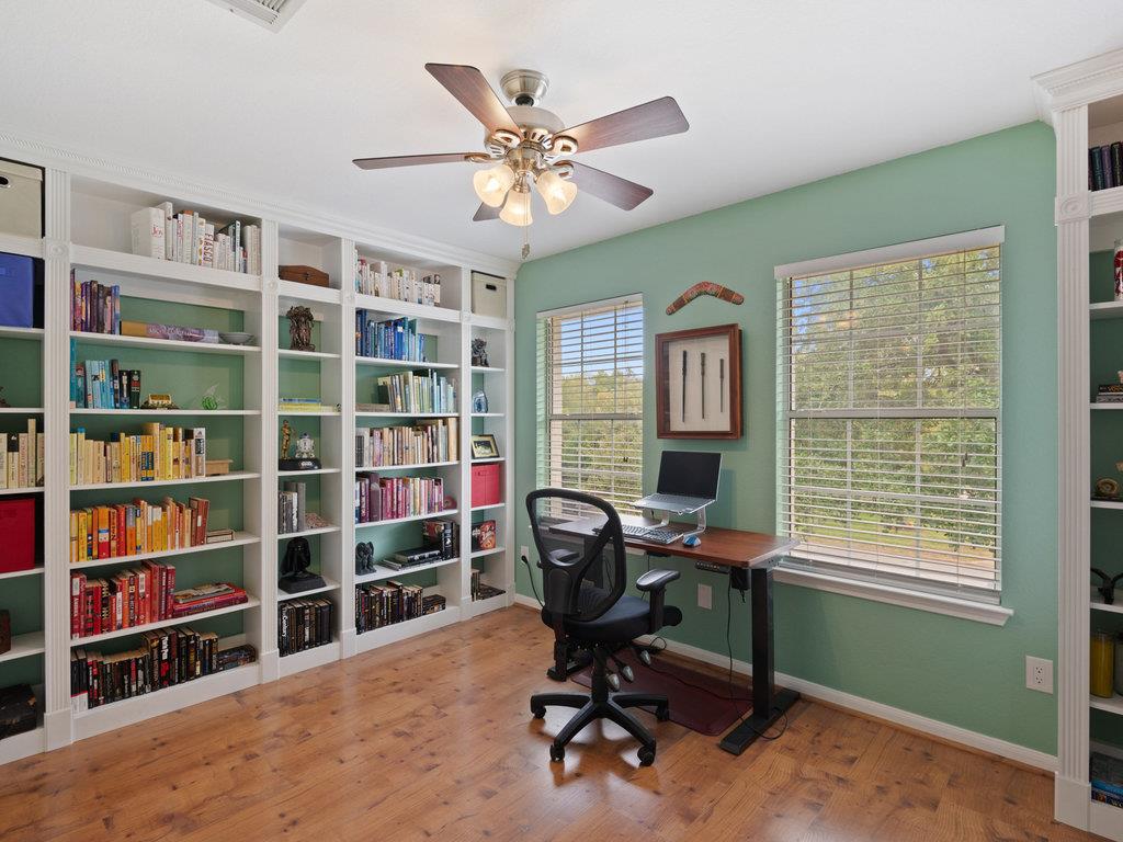 6912 Robert Dixon Dr, Austin, TX 78749